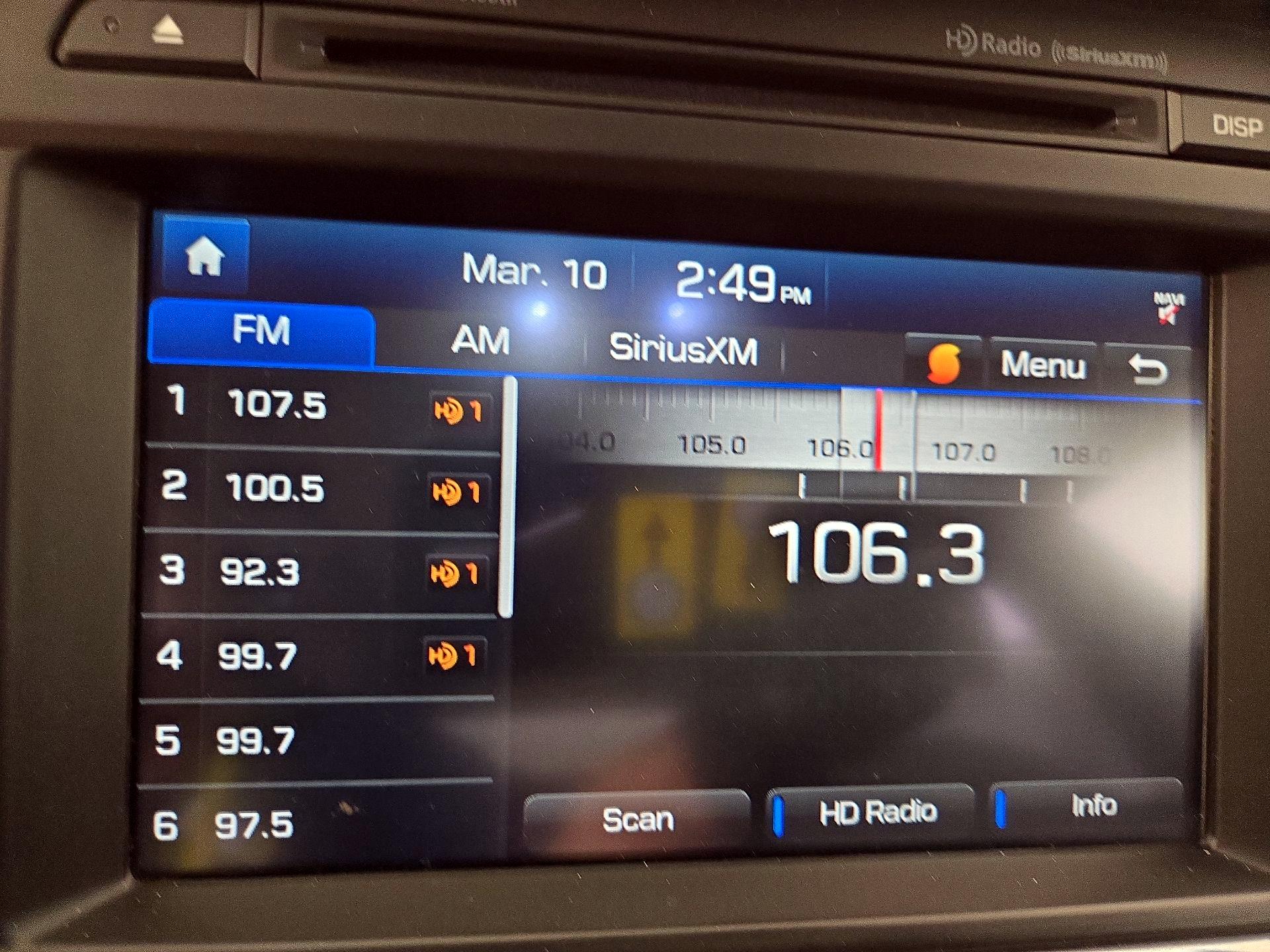 Thumbnail: 2015 Hyundai Sonata - 16