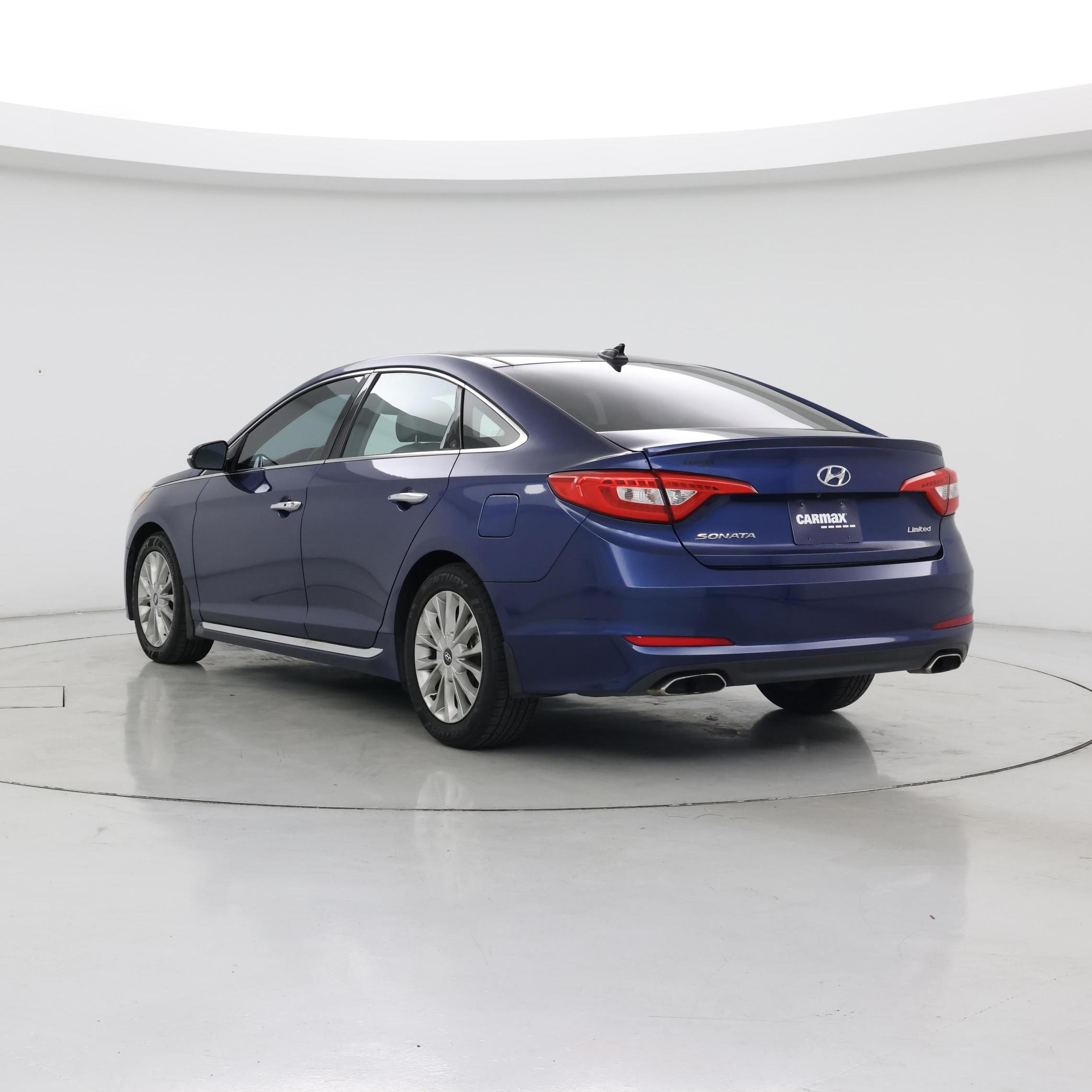 Thumbnail: 2015 Hyundai Sonata - 2