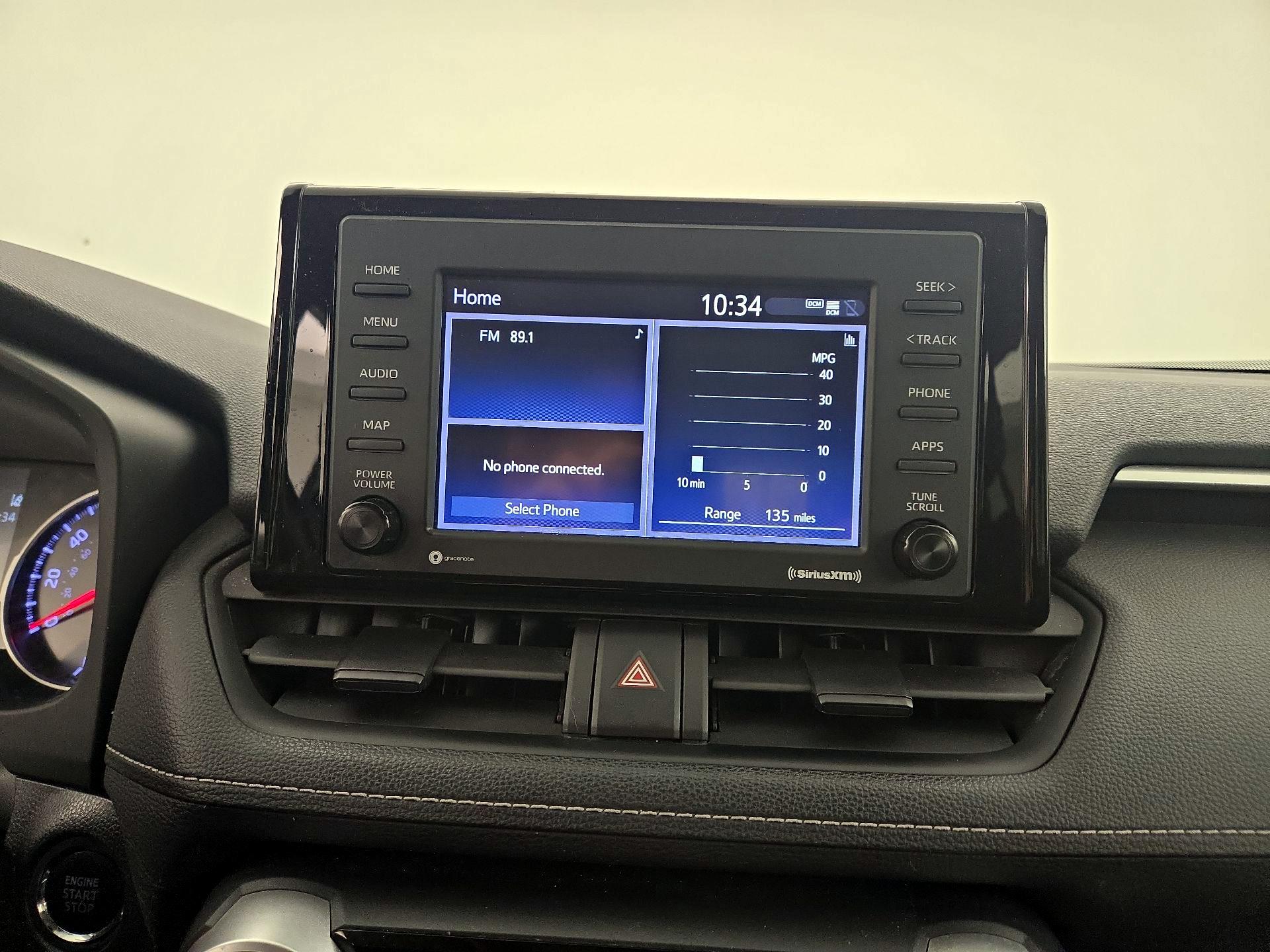 Thumbnail: 2021 Toyota RAV4 - 15