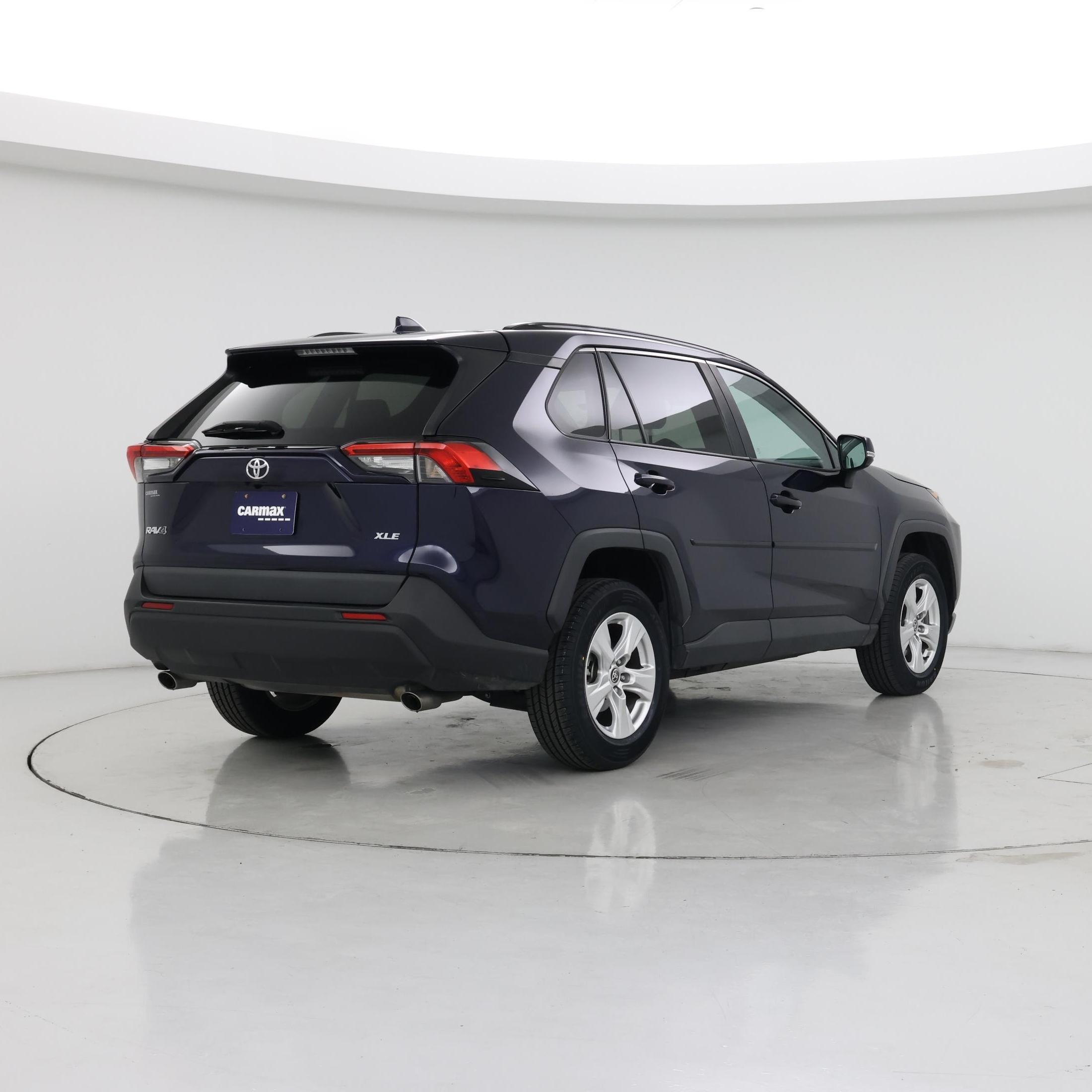 Thumbnail: 2021 Toyota RAV4 - 8