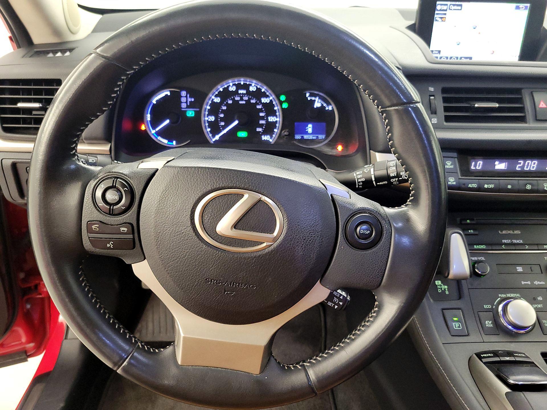 Thumbnail: 2014 Lexus CT - 10