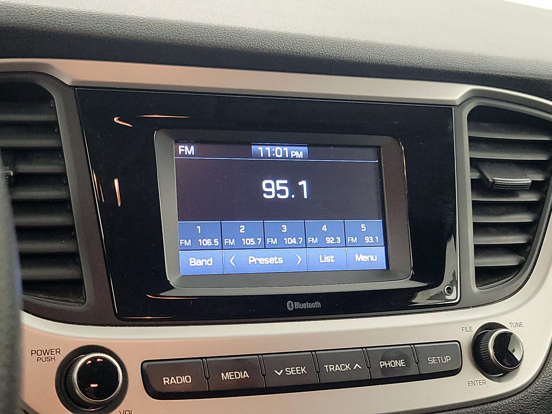 Thumbnail: 2021 Hyundai Accent - 15