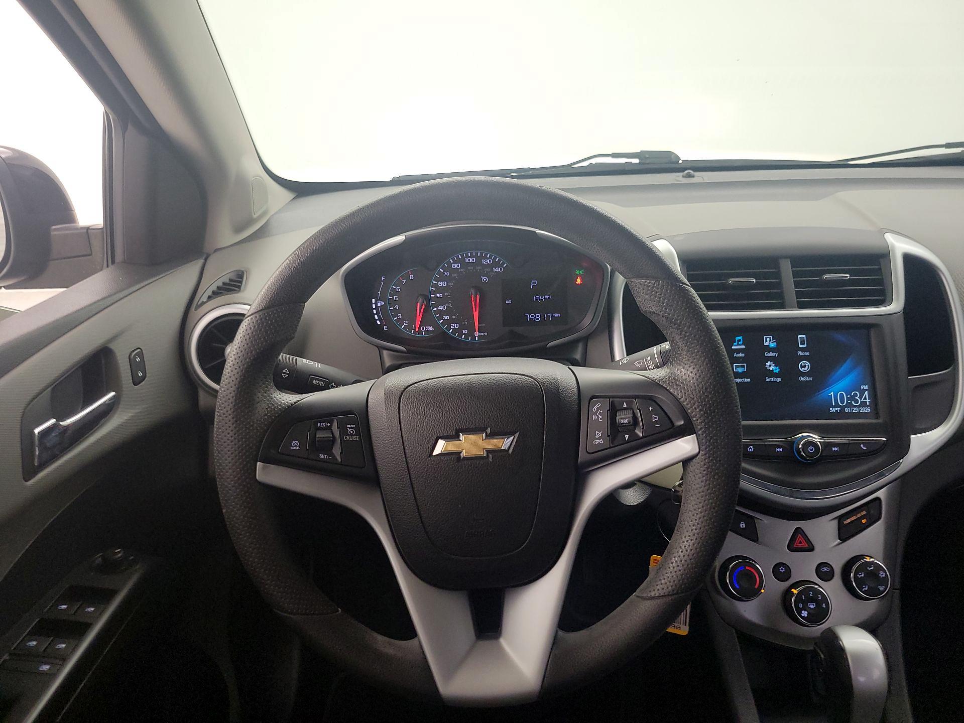 Thumbnail: 2017 Chevrolet Sonic - 10