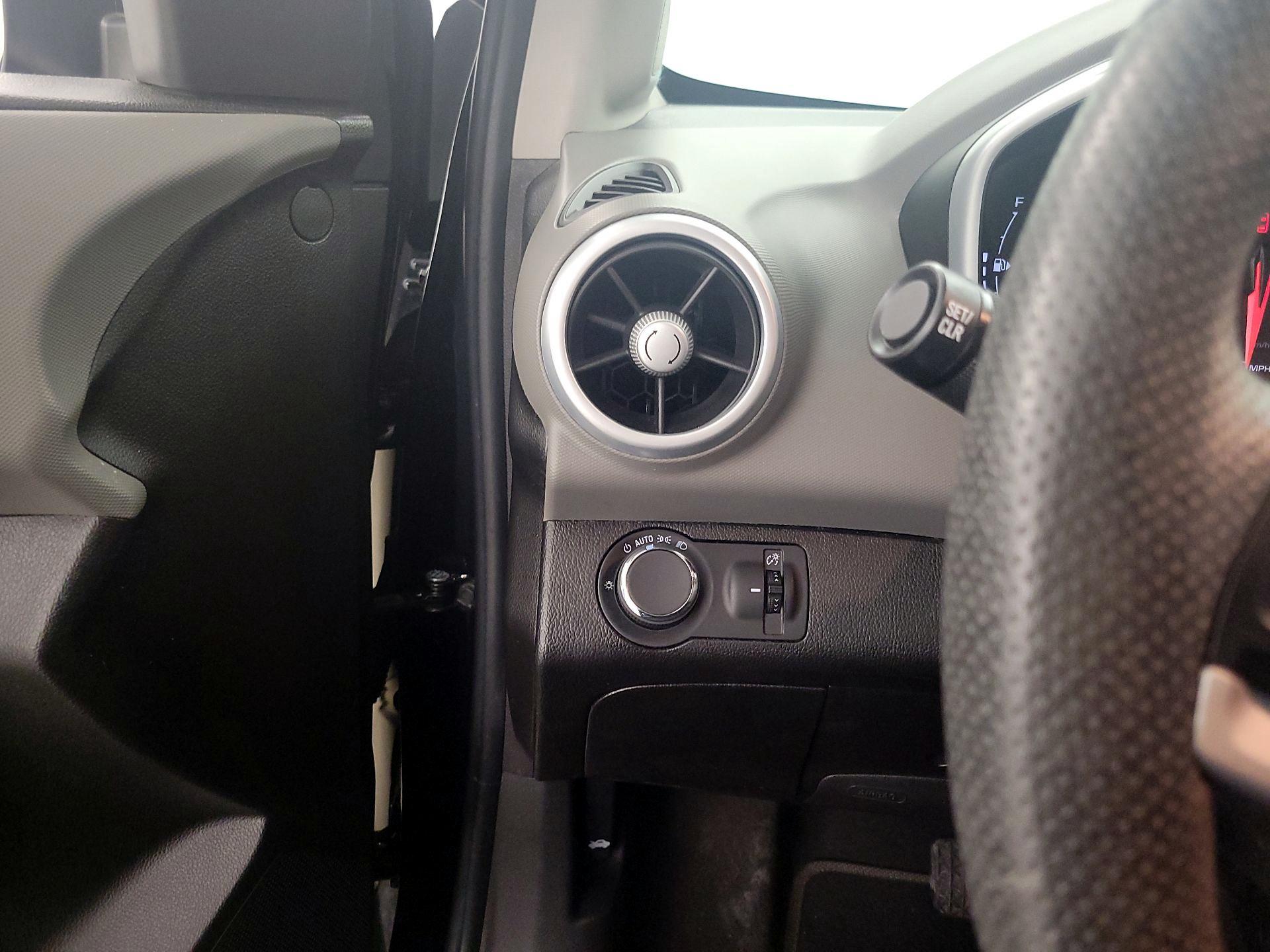 Thumbnail: 2017 Chevrolet Sonic - 13