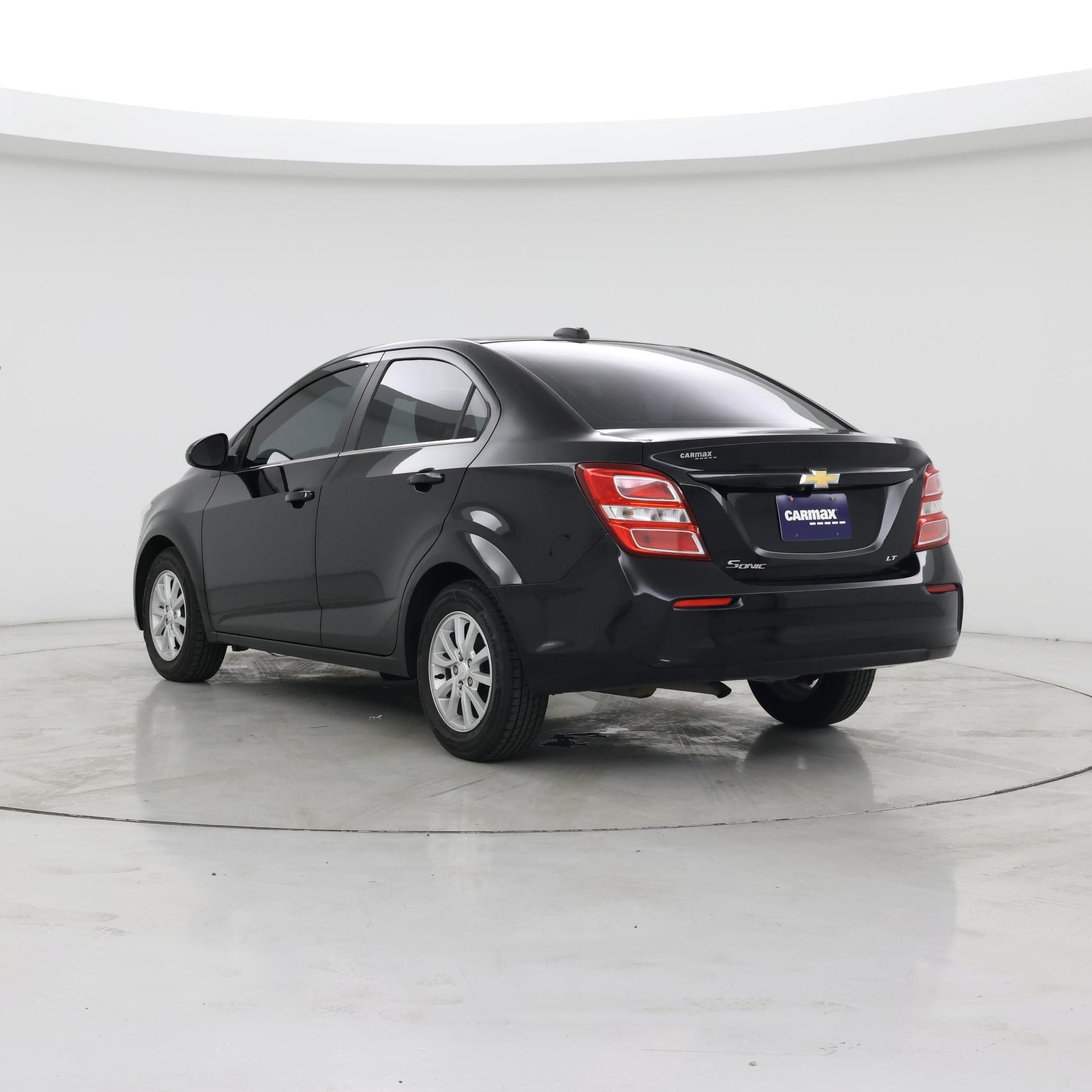 Thumbnail: 2017 Chevrolet Sonic - 2