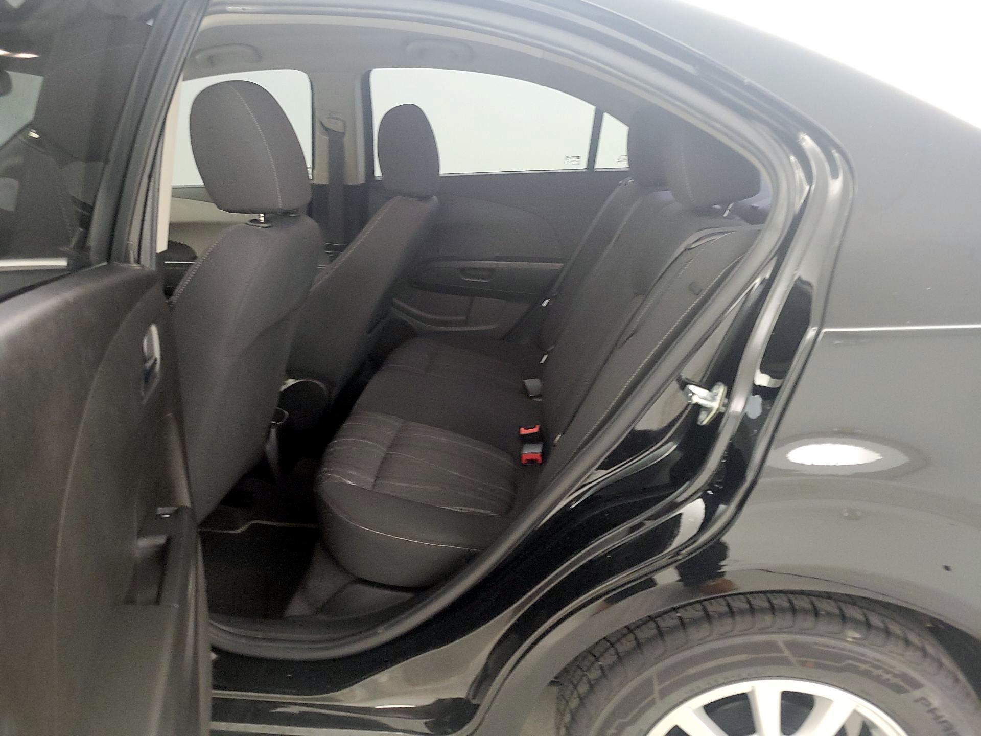 Thumbnail: 2017 Chevrolet Sonic - 19