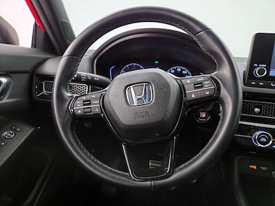 Steering Wheel & Instrument Cluster (On)