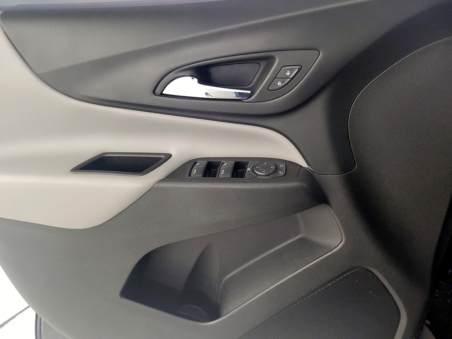 Thumbnail: 2022 Chevrolet Equinox - 12