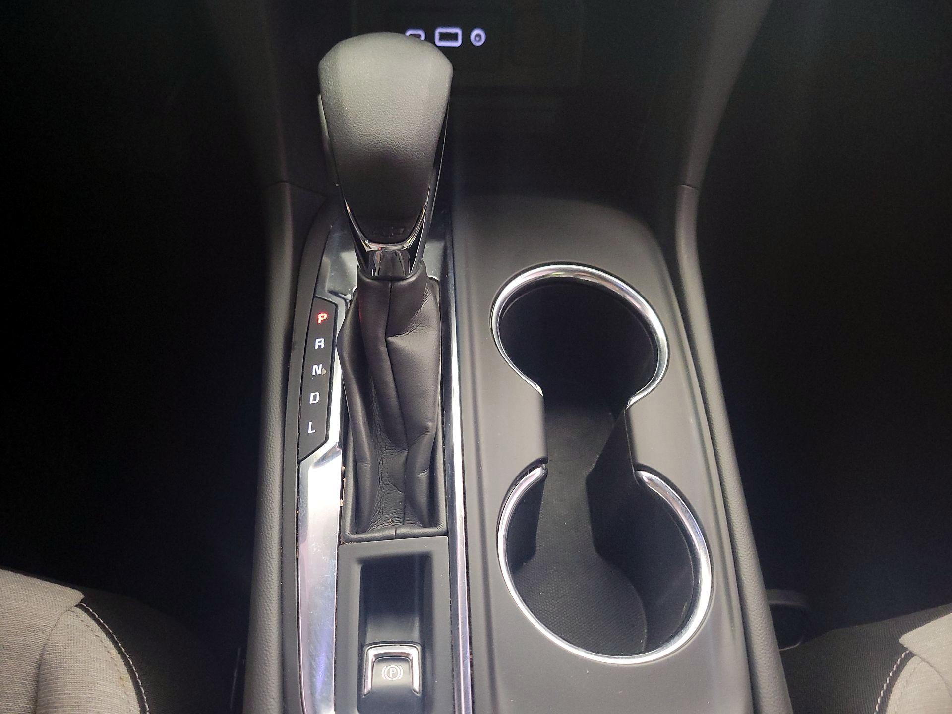 Thumbnail: 2022 Chevrolet Equinox - 17