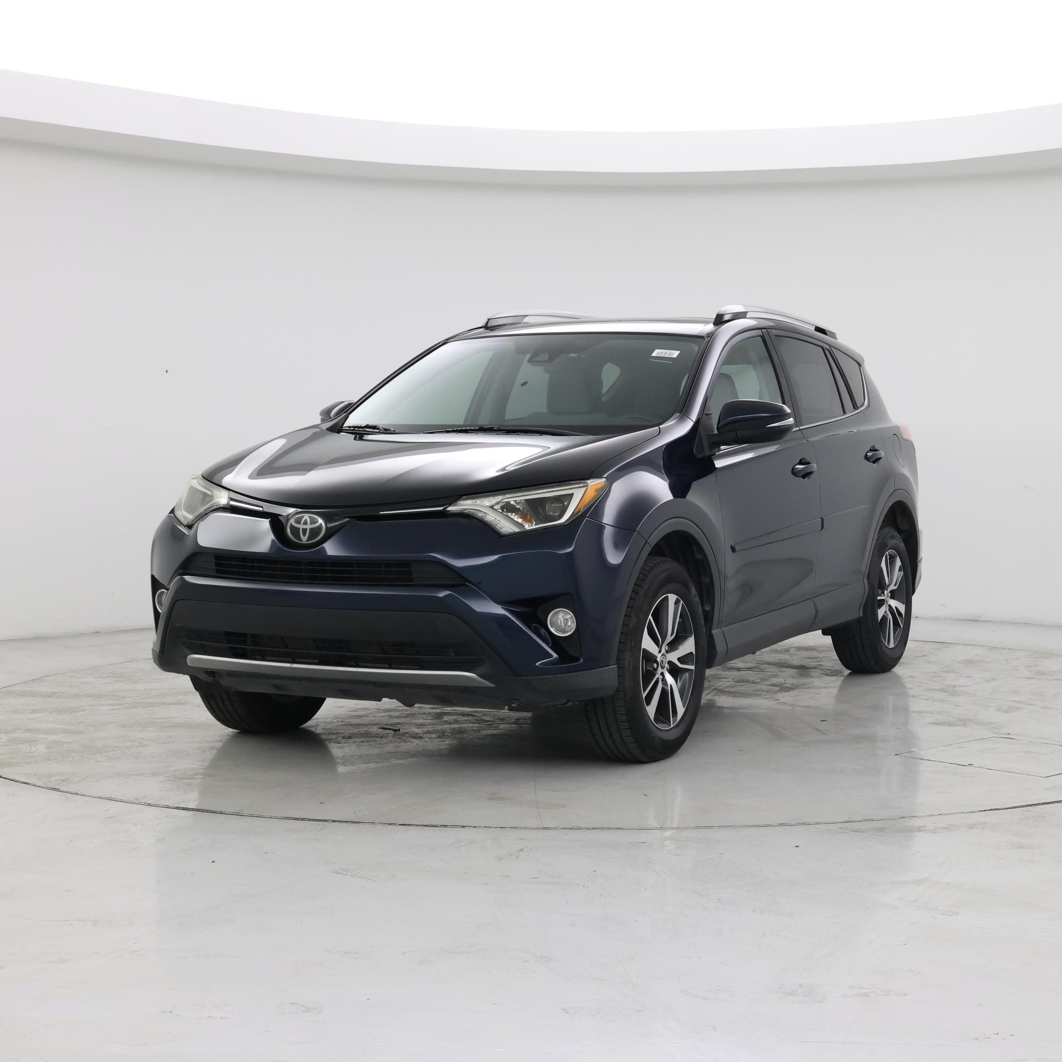 Thumbnail: 2018 Toyota RAV4 - 4