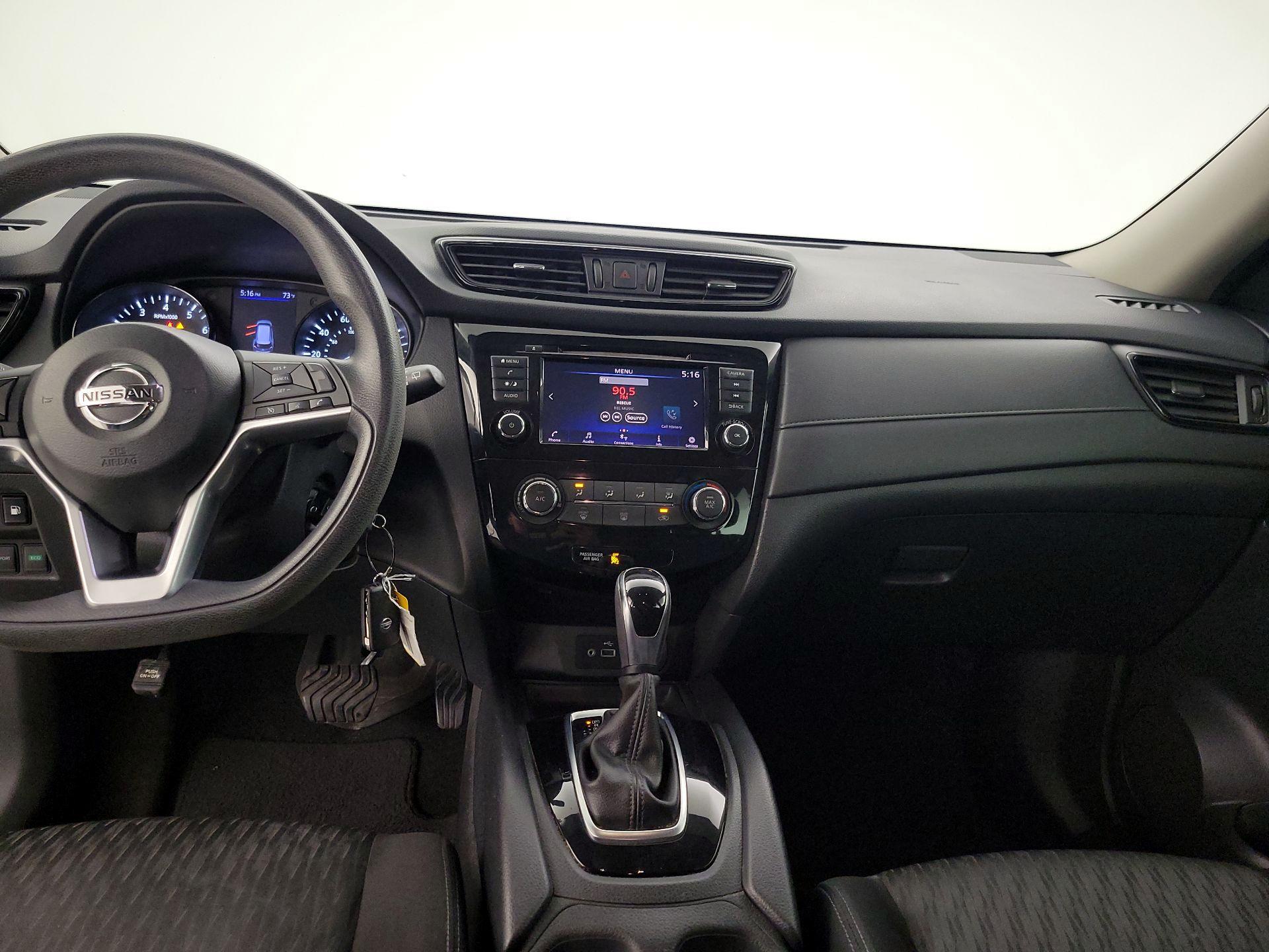 Thumbnail: 2018 Nissan Rogue - 9