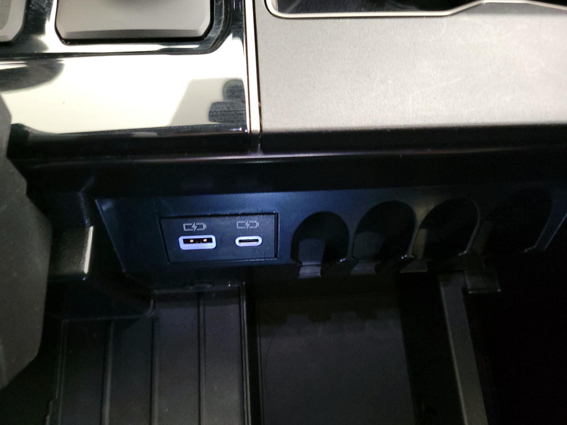 Thumbnail: 2025 Toyota Tundra - 19