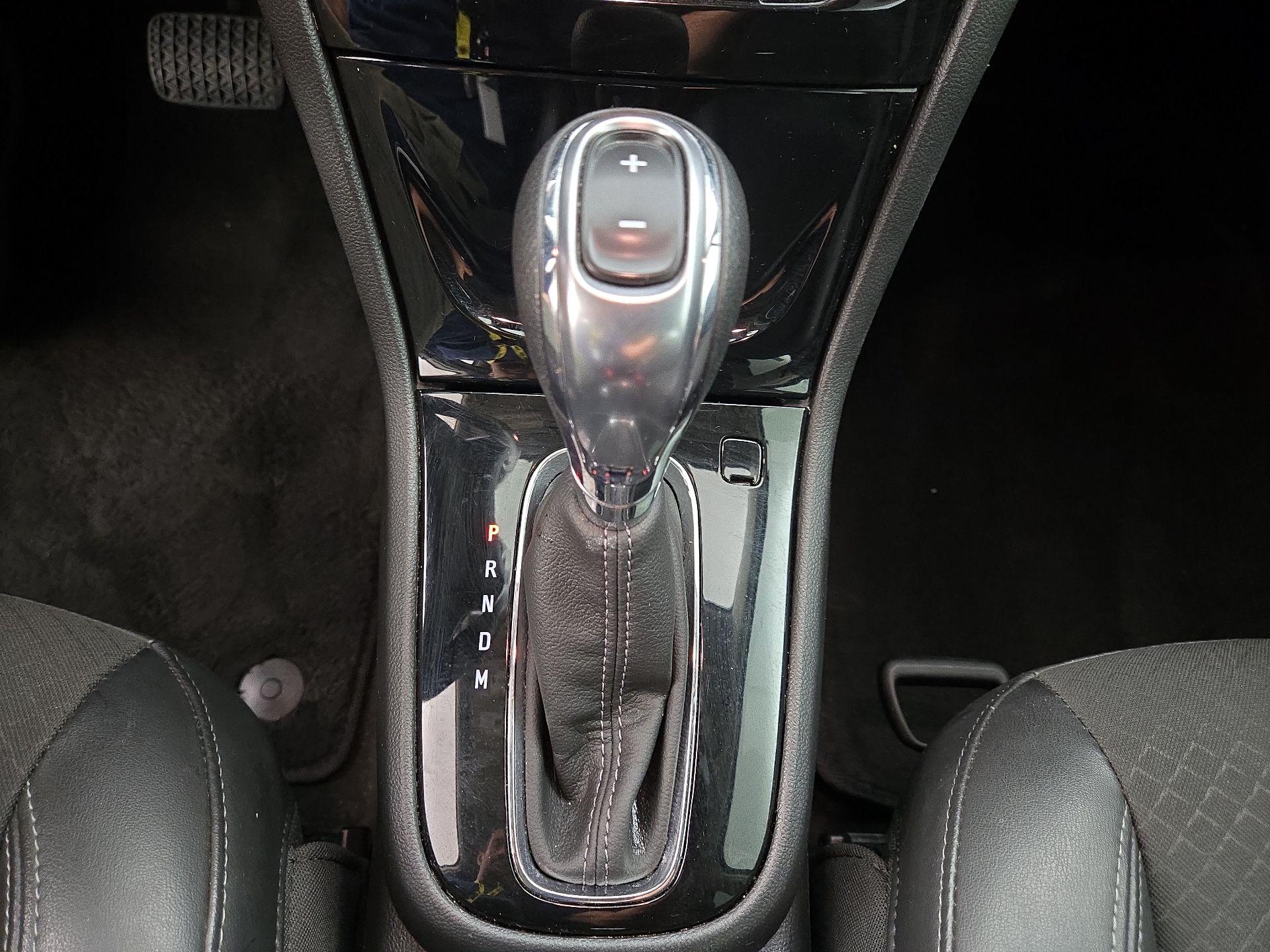 Thumbnail: 2021 Buick Encore - 17