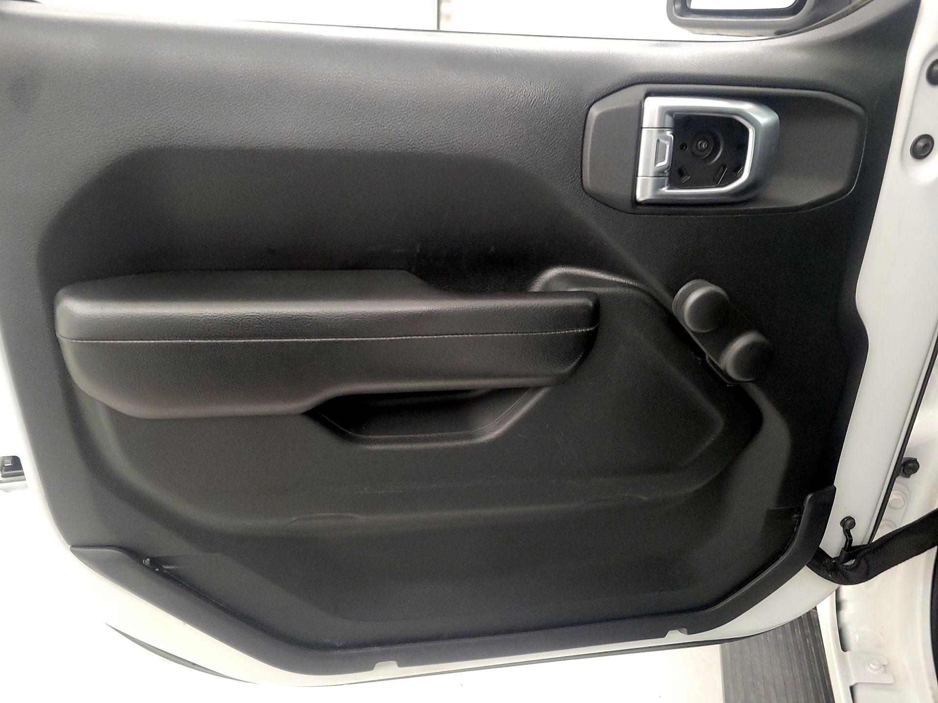 Thumbnail: 2020 Jeep Gladiator - 12