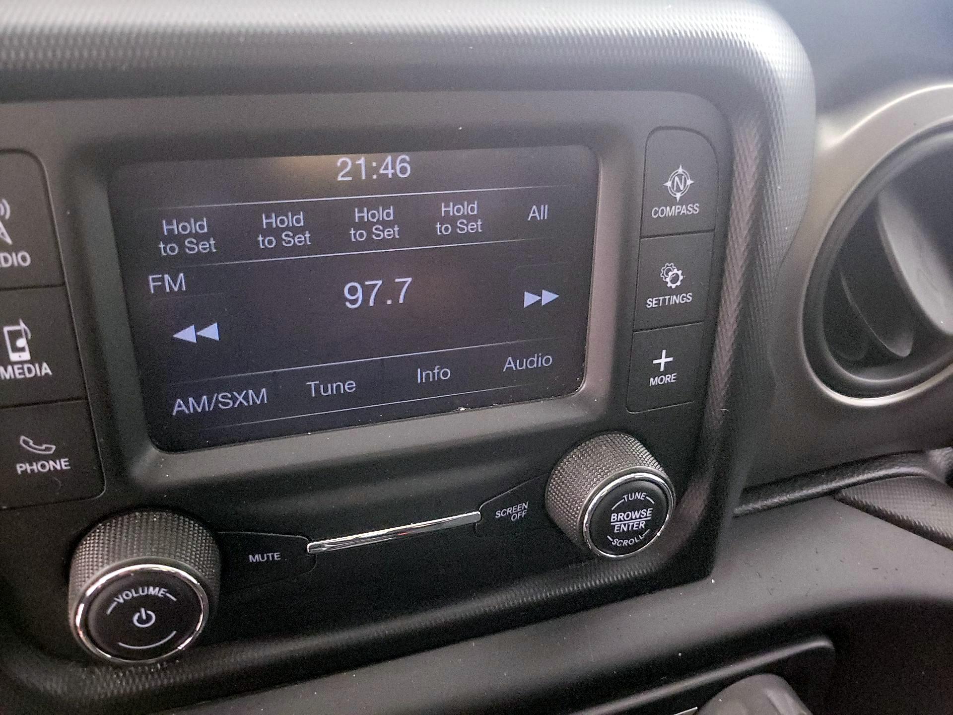 Thumbnail: 2020 Jeep Gladiator - 15