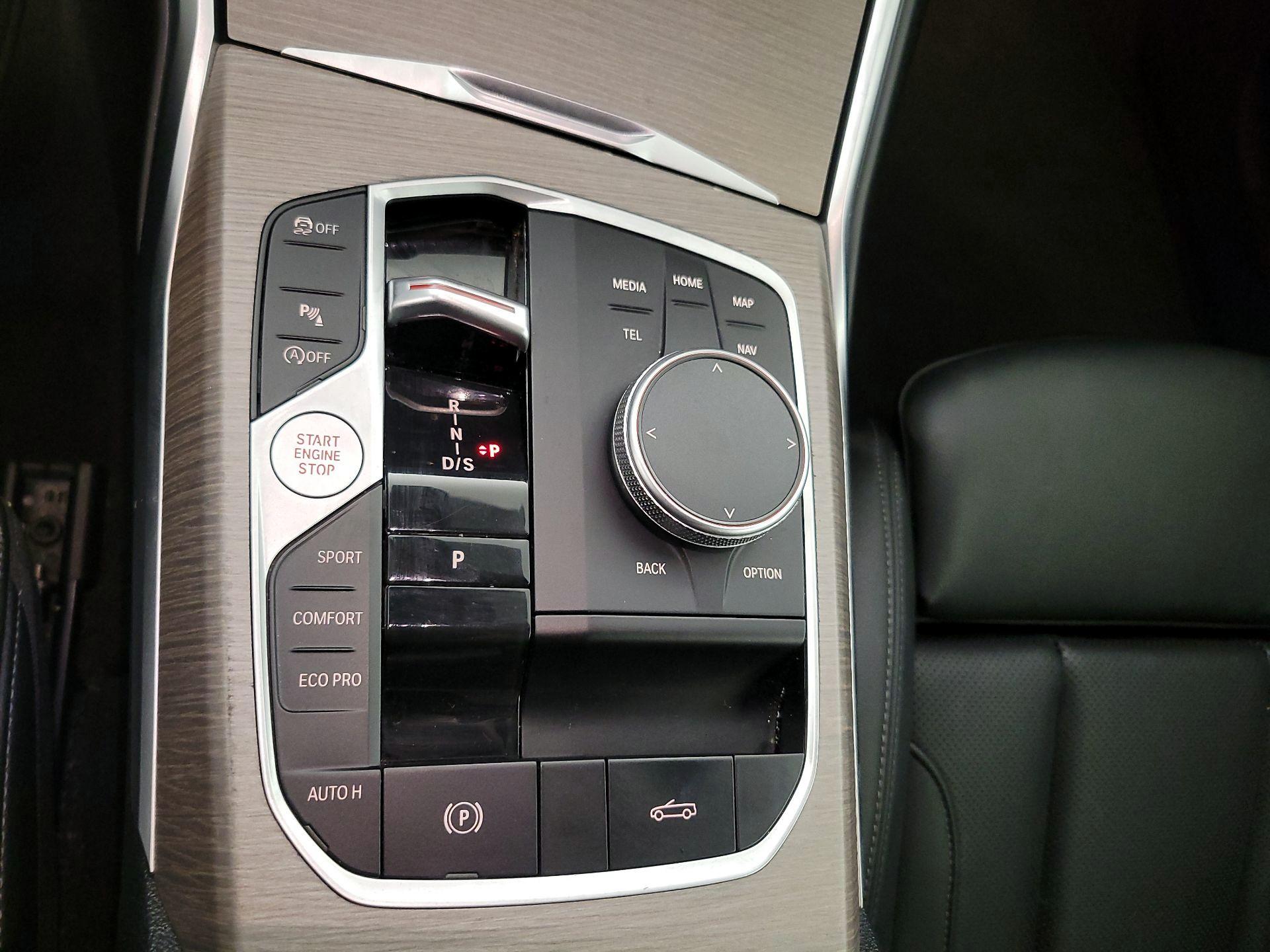 Thumbnail: 2025 BMW 4 Series - 18