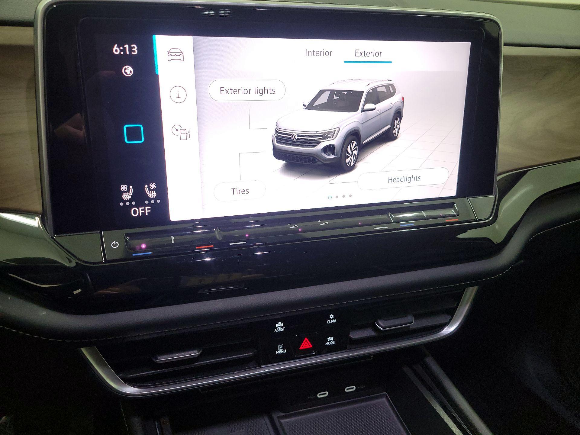 Thumbnail: 2024 Volkswagen Atlas - 16