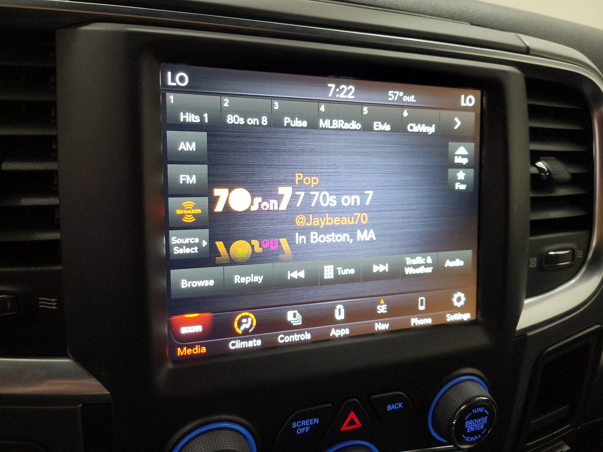 Thumbnail: 2022 RAM 1500 Classic - 16