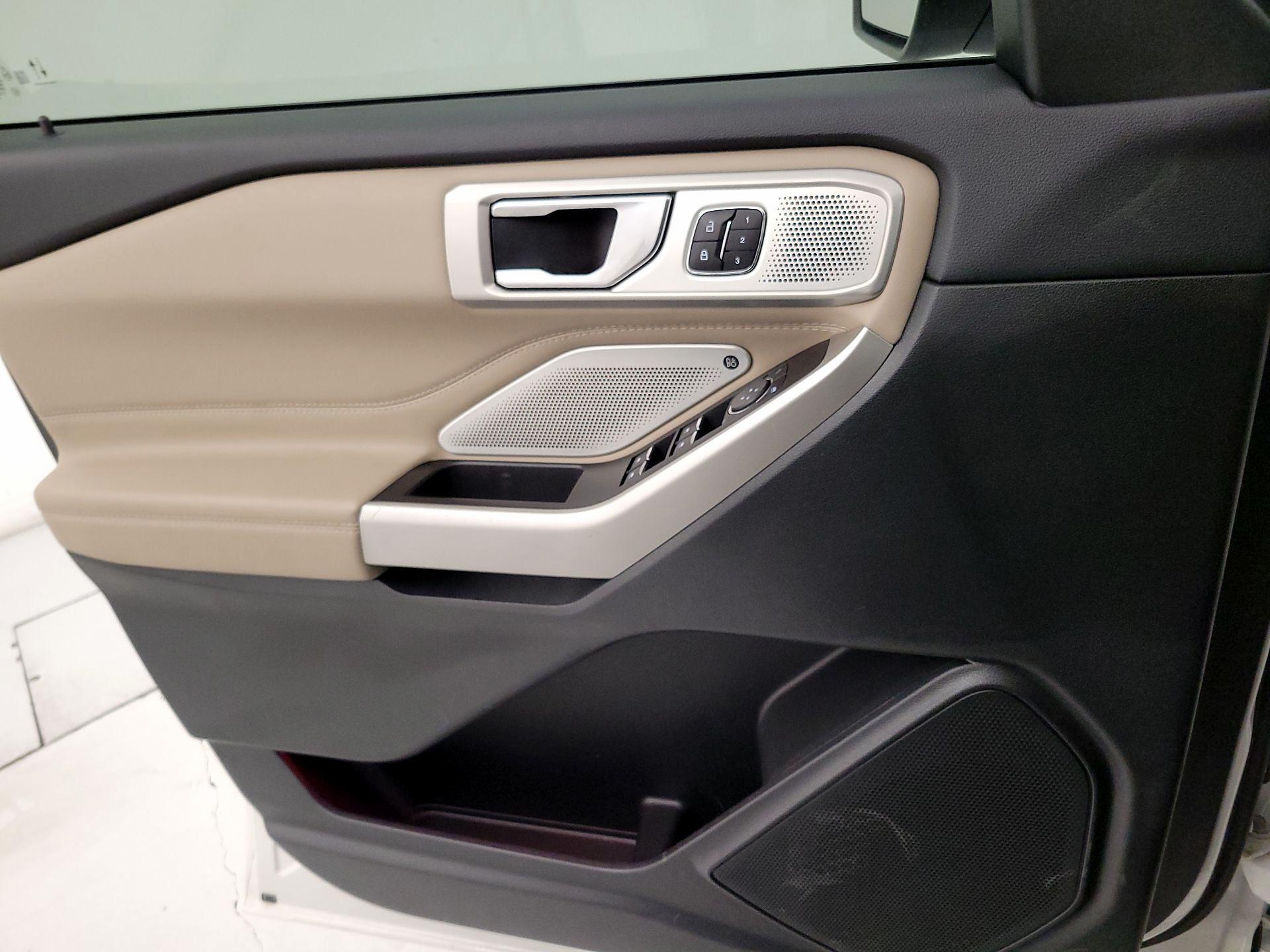 Thumbnail: 2023 Ford Explorer - 12