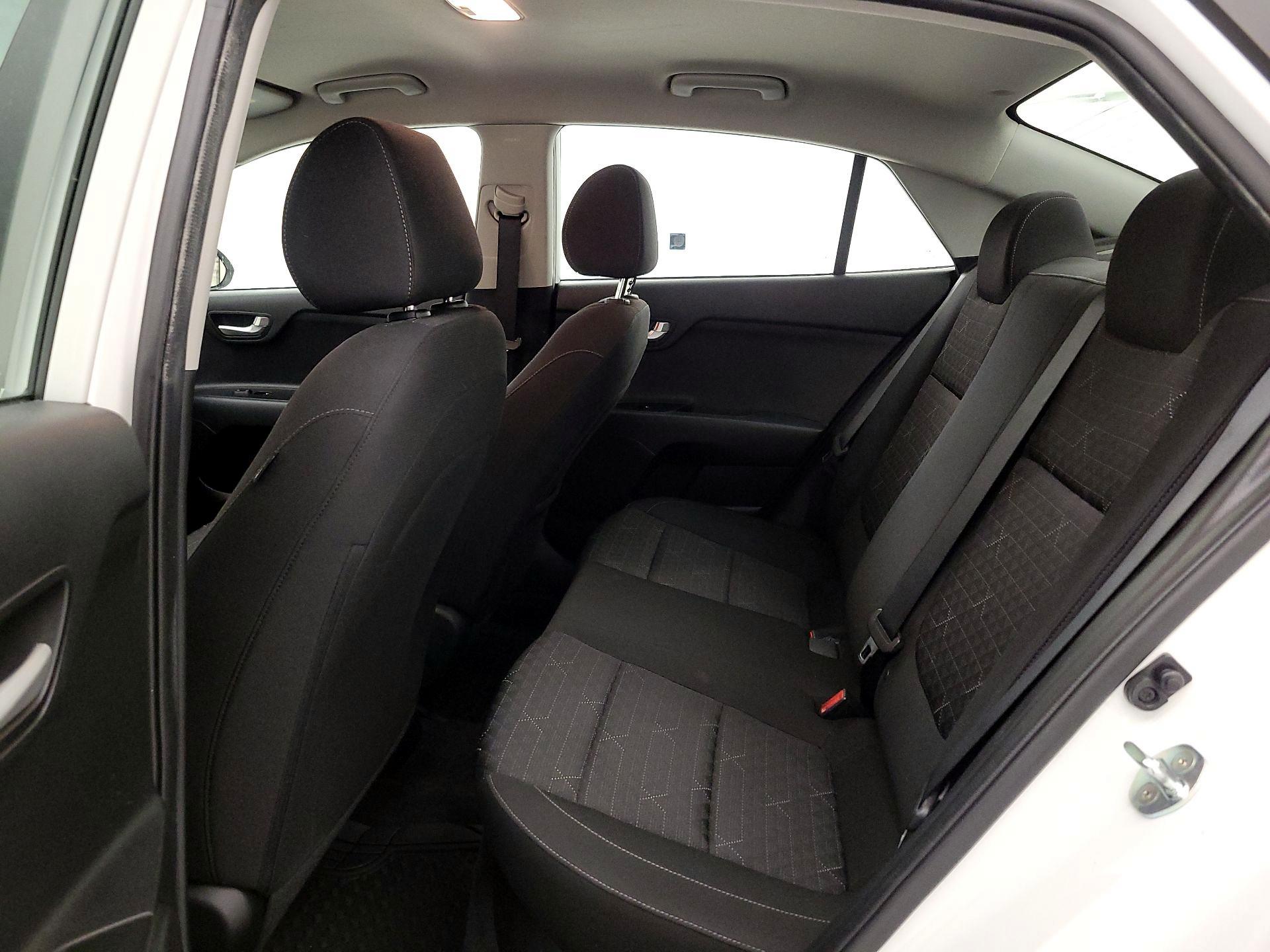 Thumbnail: 2021 Kia Rio - 19