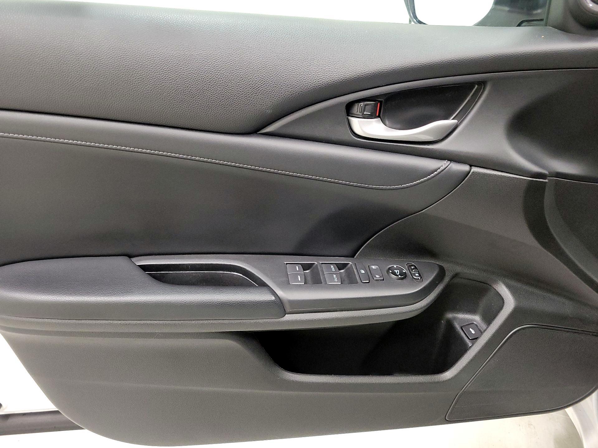 Thumbnail: 2021 Honda Insight - 12