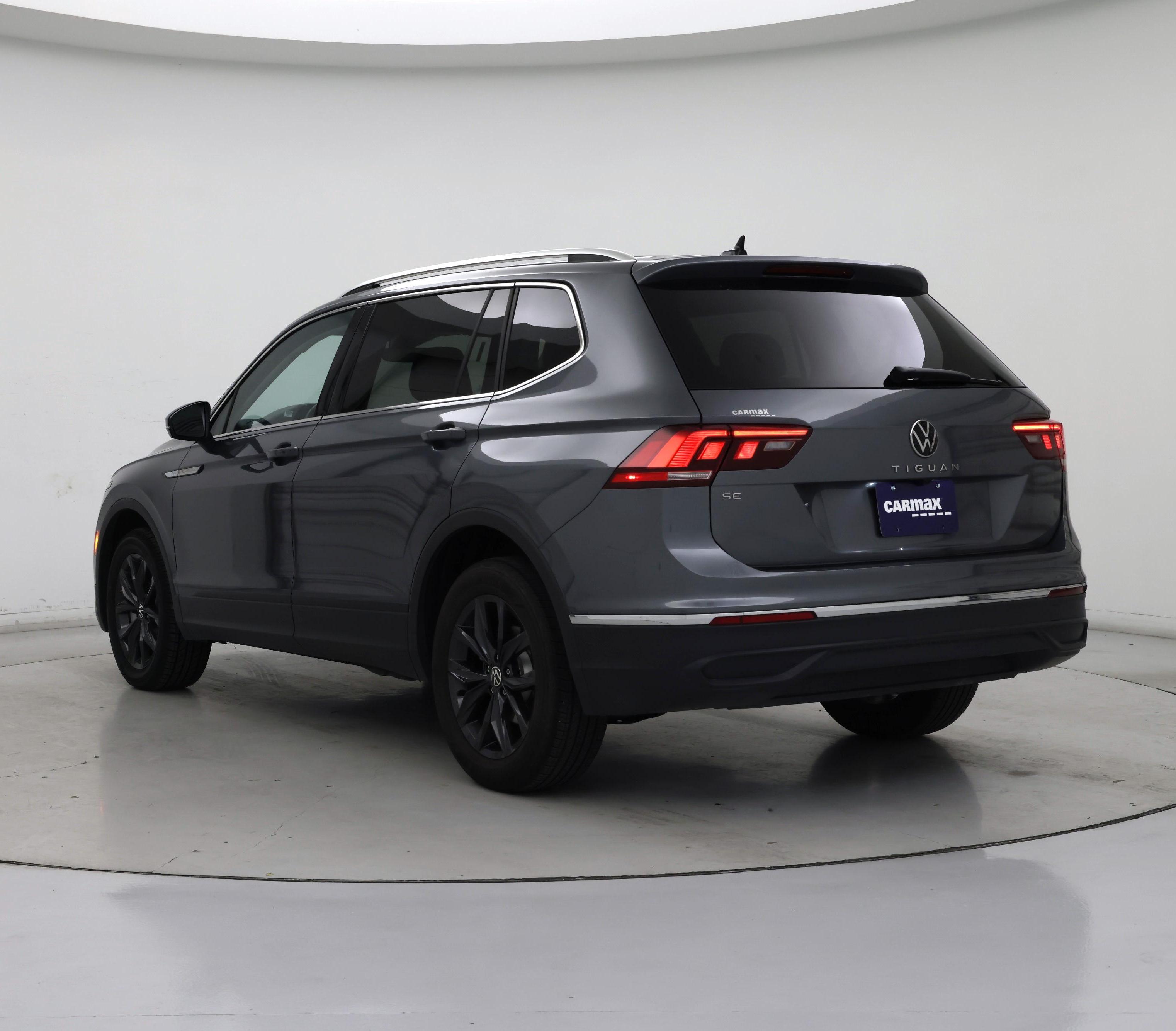 Thumbnail: 2024 Volkswagen Tiguan - 2