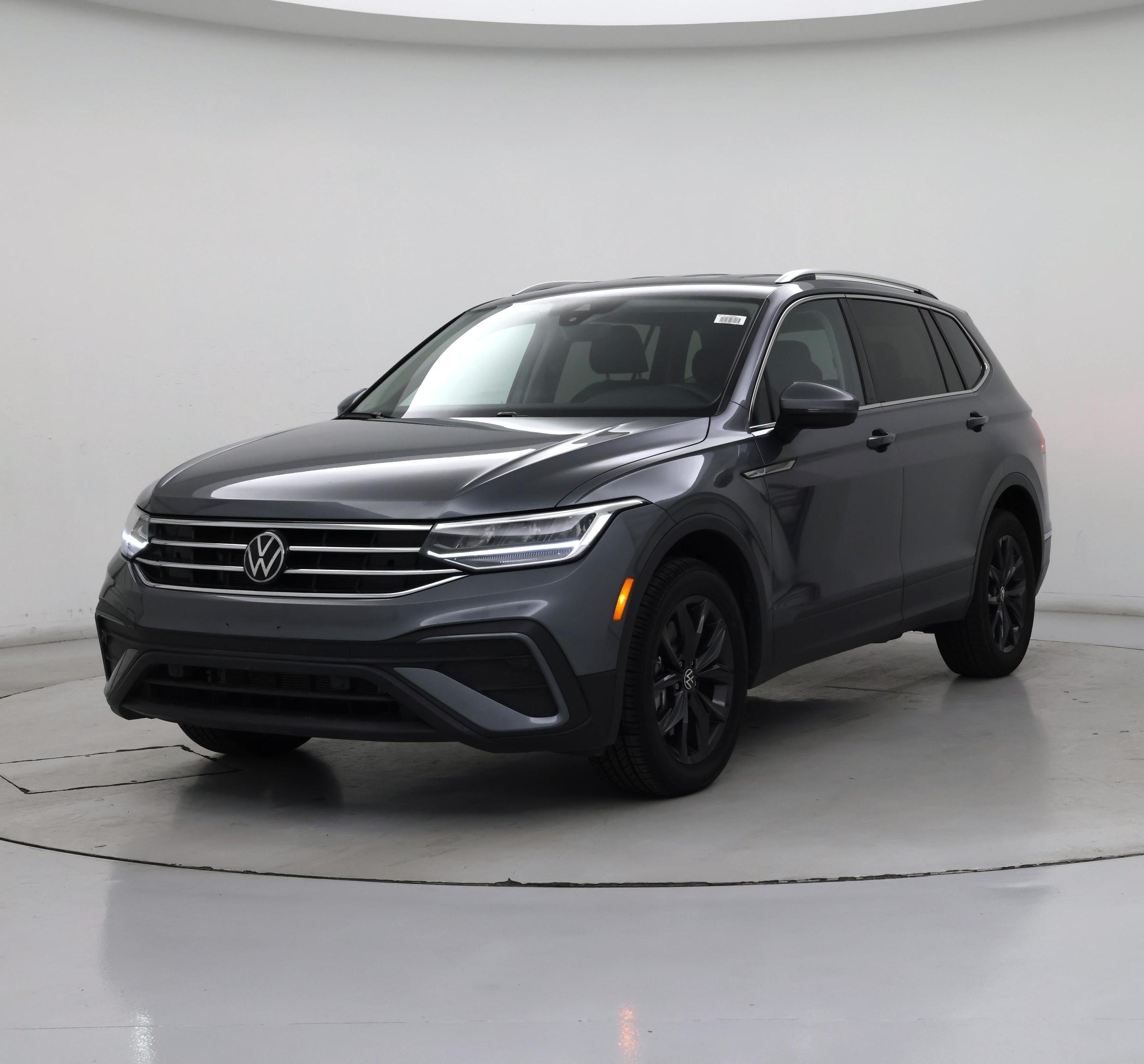 Thumbnail: 2024 Volkswagen Tiguan - 4