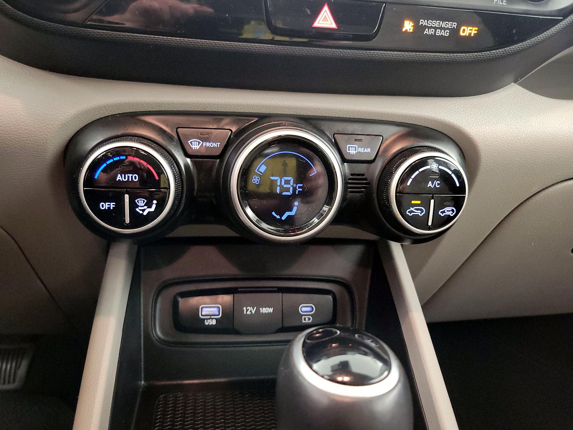 Thumbnail: 2023 Hyundai Venue - 16