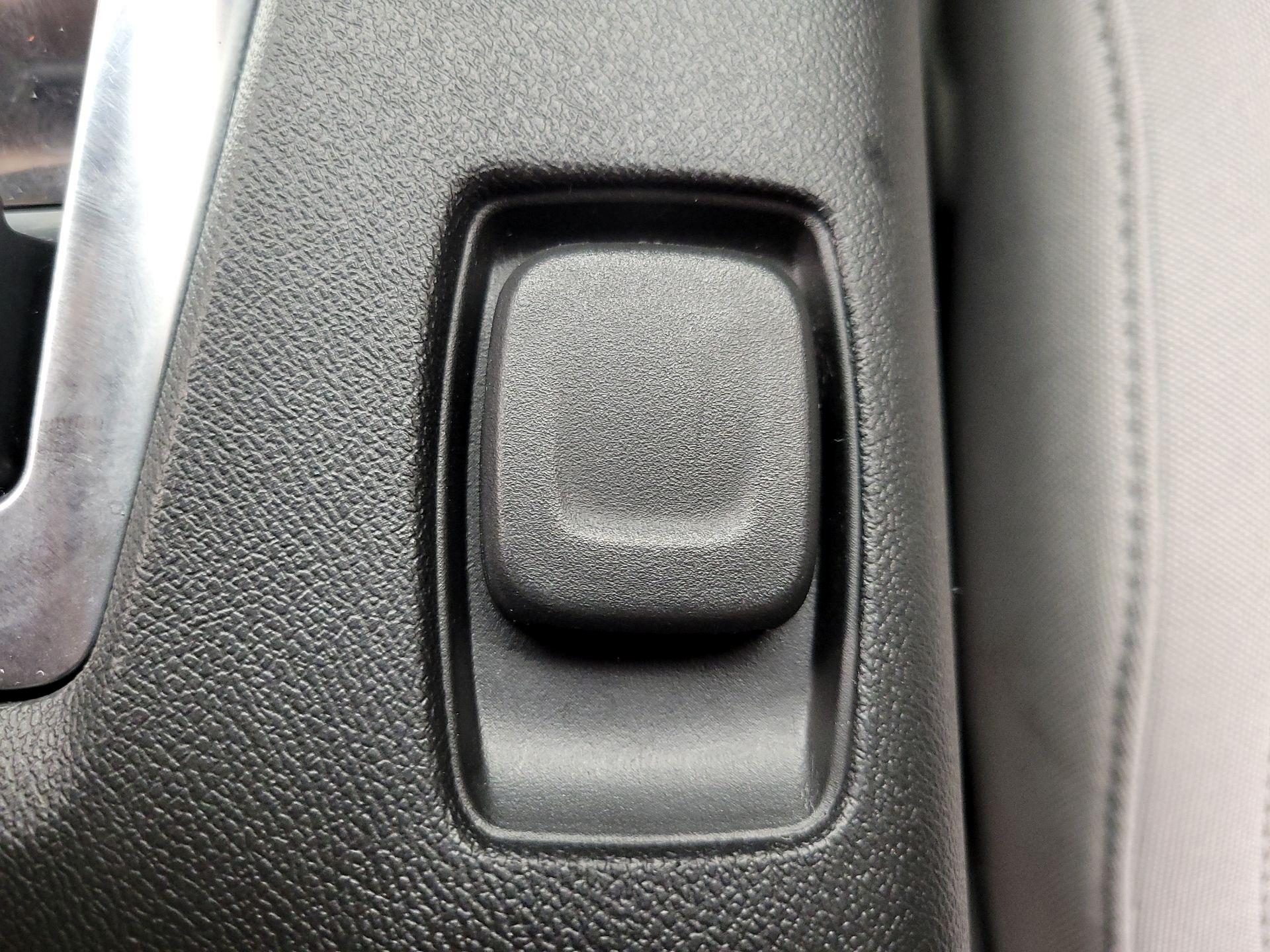 Thumbnail: 2023 Chevrolet Camaro - 17