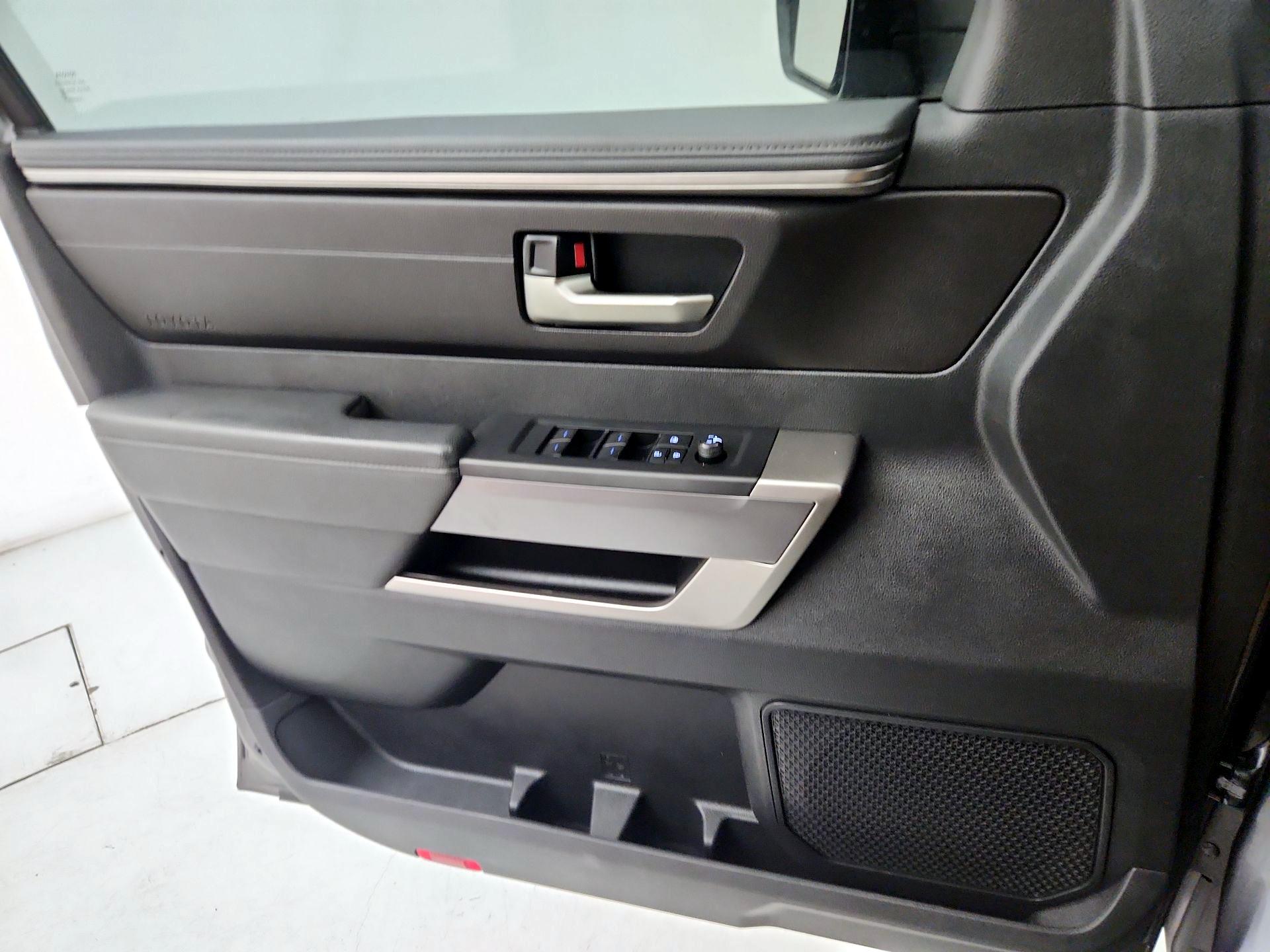 Thumbnail: 2023 Toyota Tundra - 12