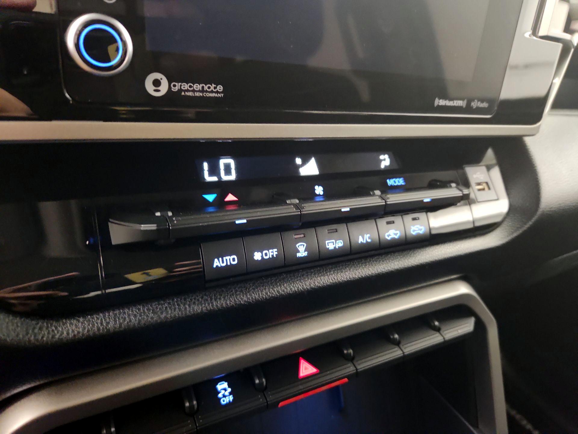 Thumbnail: 2023 Toyota Tundra - 16