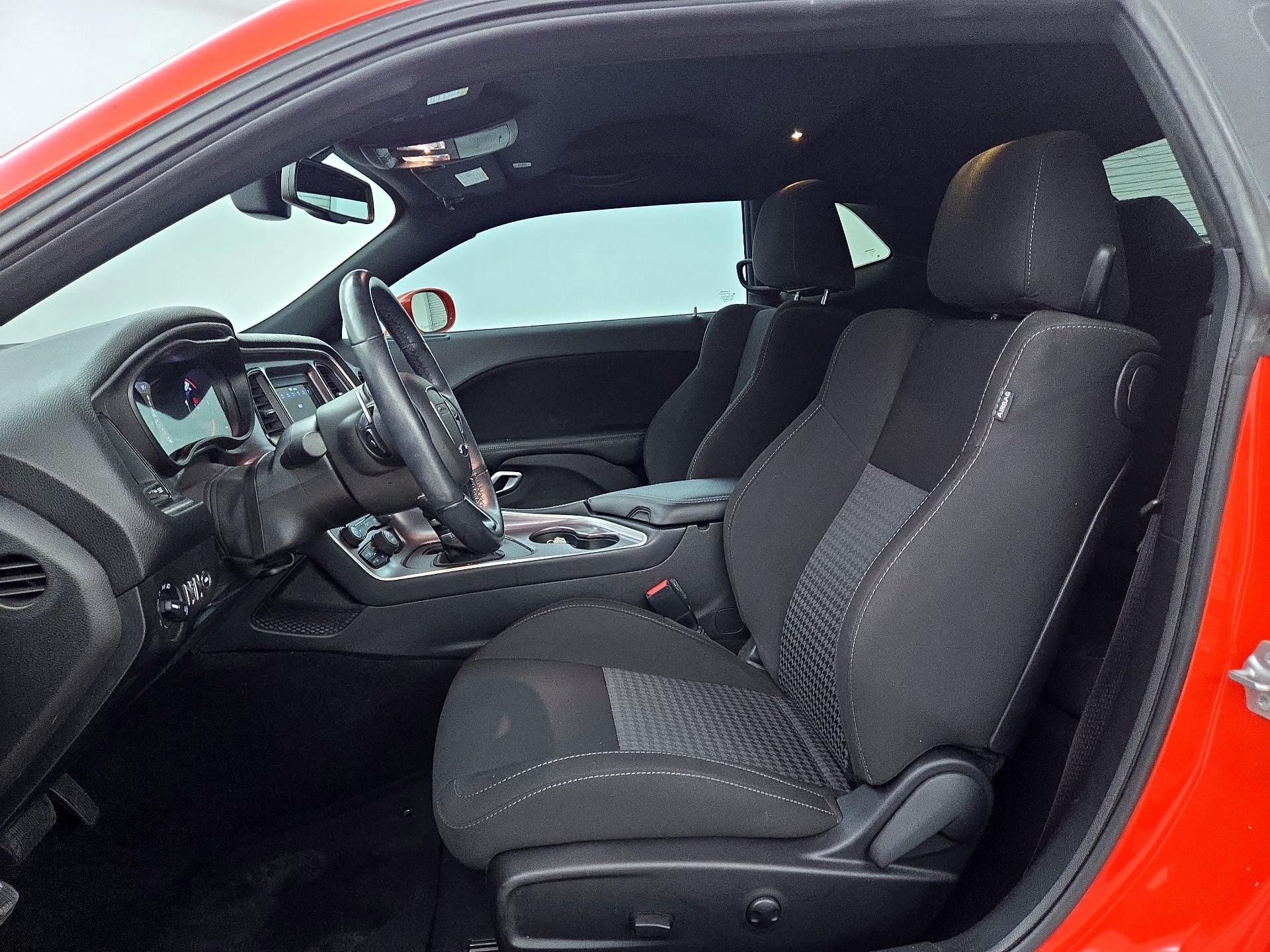 Thumbnail: 2022 Dodge Challenger - 11