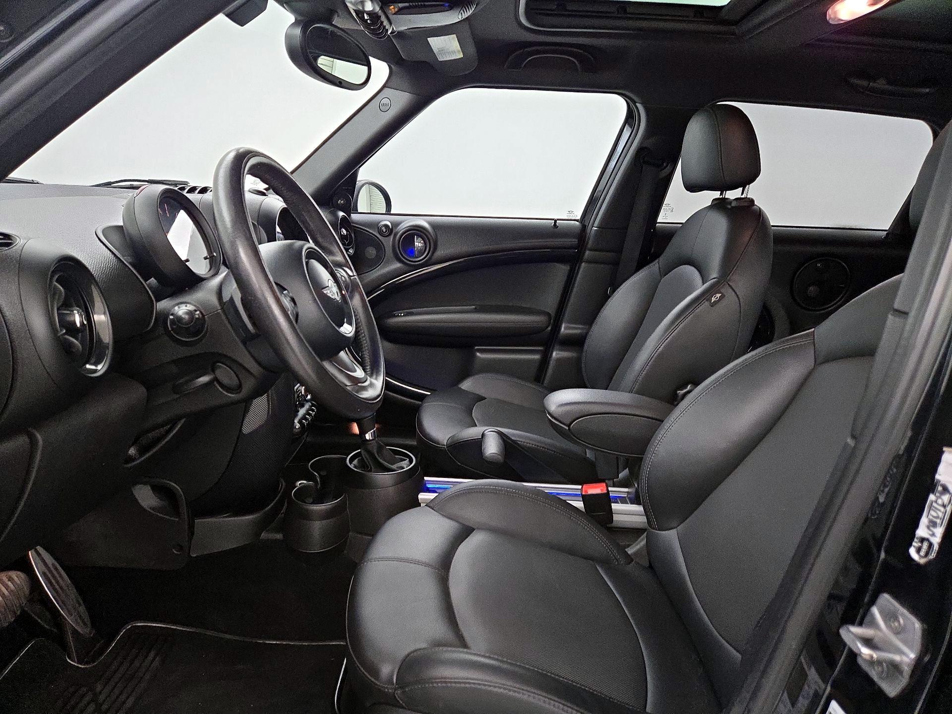 Thumbnail: 2016 MINI Cooper Countryman - 11