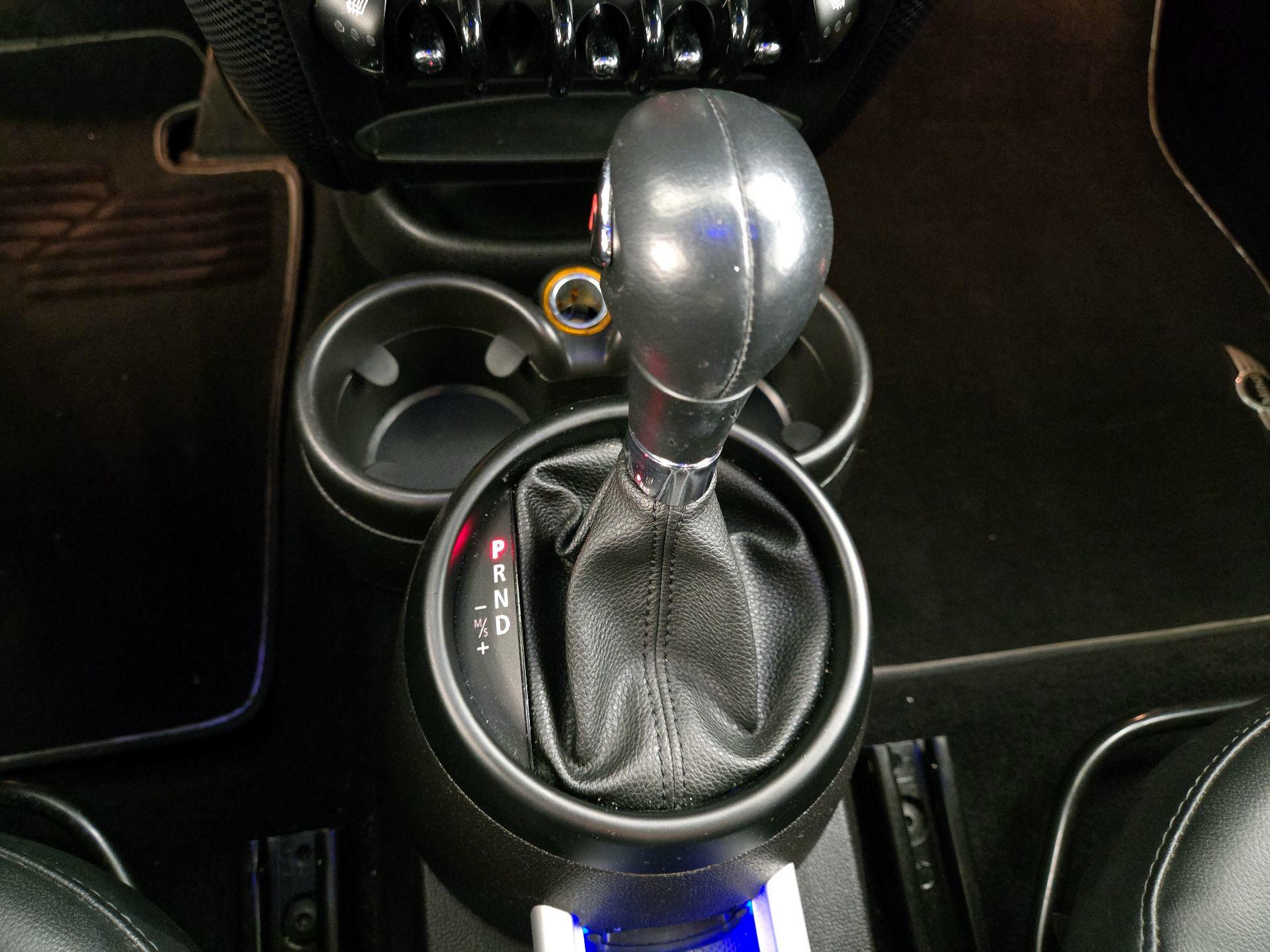 Thumbnail: 2016 MINI Cooper Countryman - 15