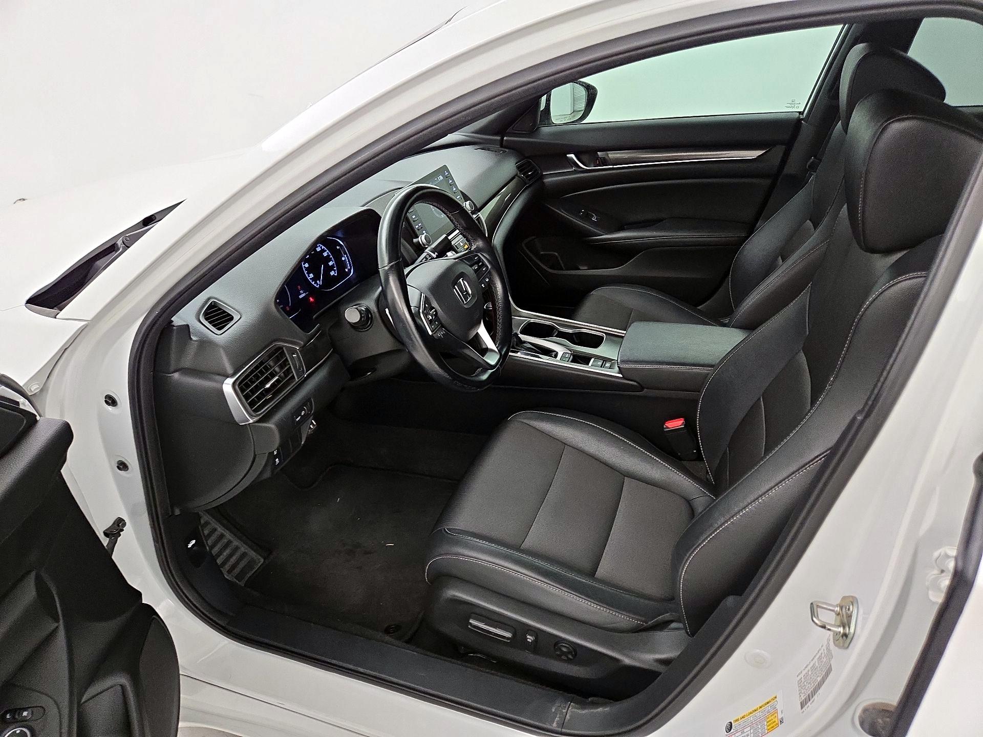 Thumbnail: 2019 Honda Accord - 11