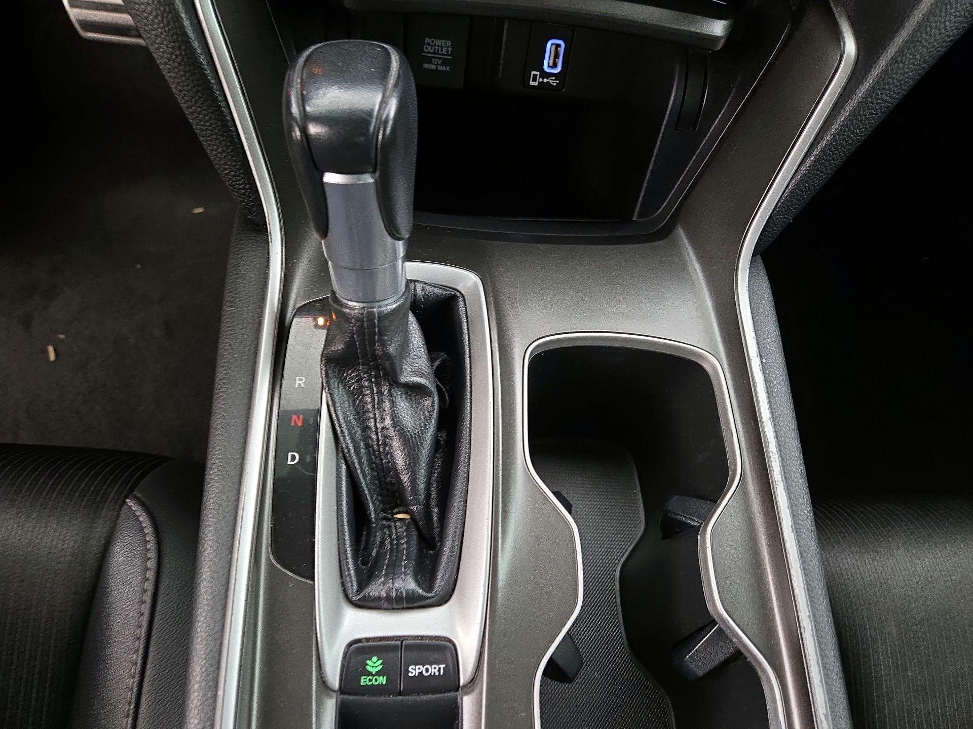 Thumbnail: 2019 Honda Accord - 17