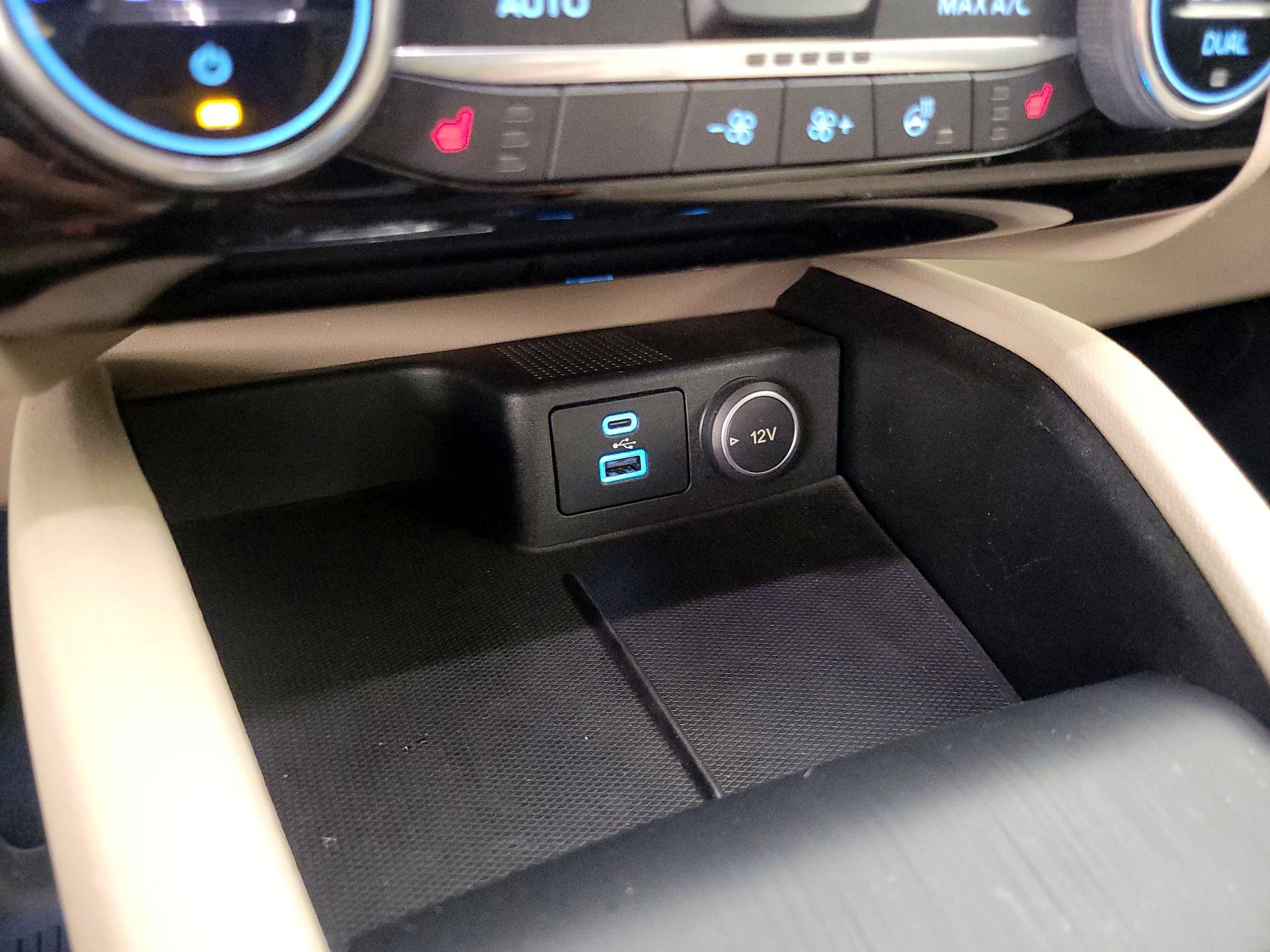 Thumbnail: 2021 Ford Escape - 19