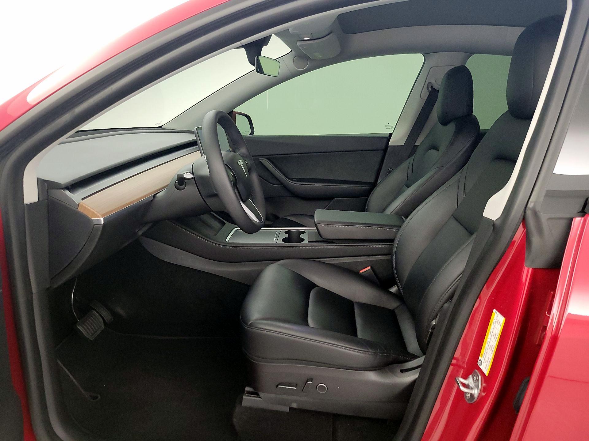 Thumbnail: 2022 Tesla Model Y - 11