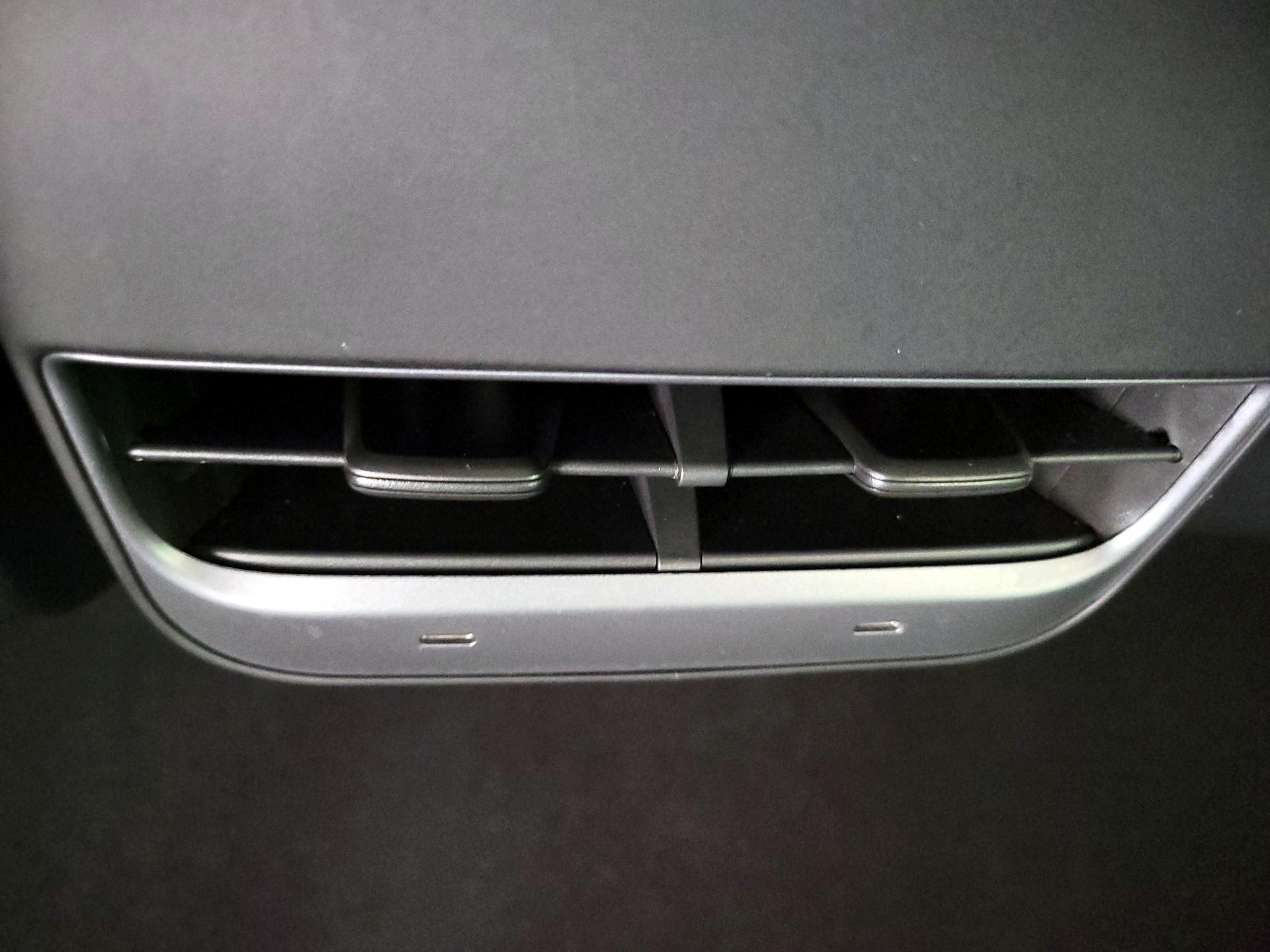 Thumbnail: 2022 Tesla Model Y - 18