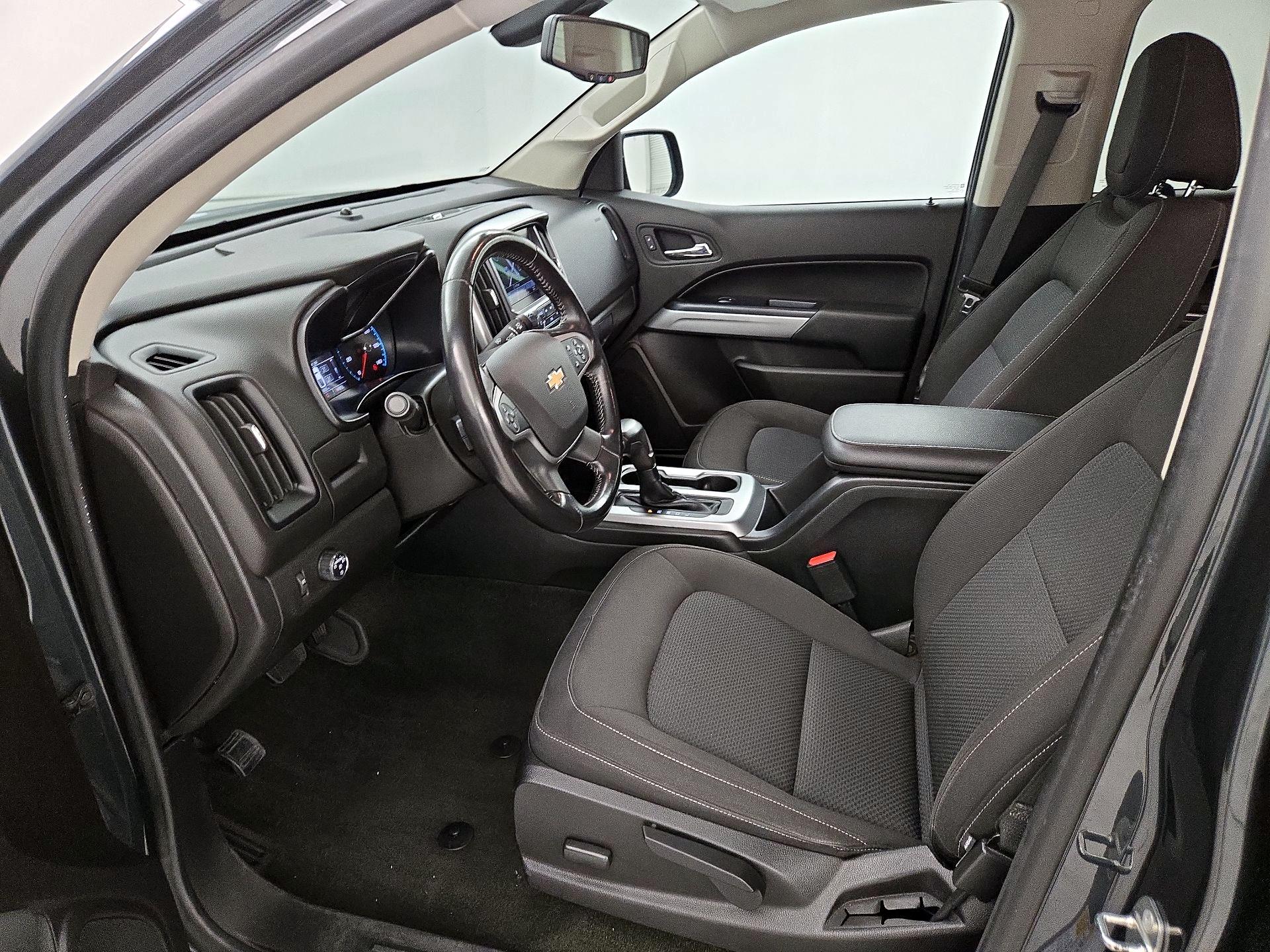 Thumbnail: 2017 Chevrolet Colorado - 11