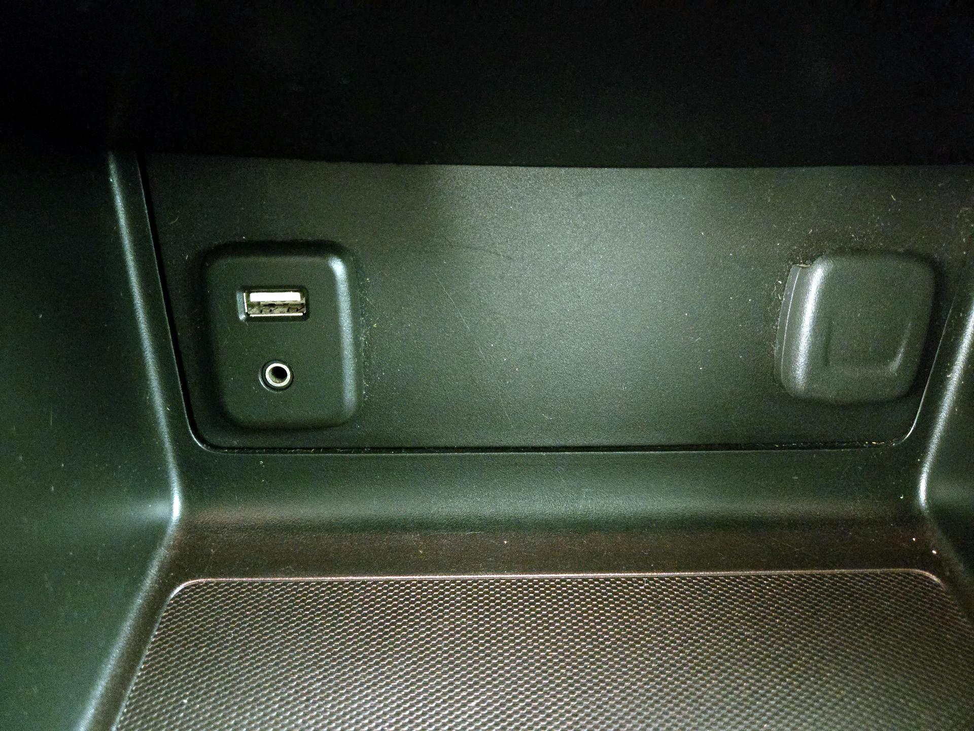 Thumbnail: 2017 Chevrolet Colorado - 19