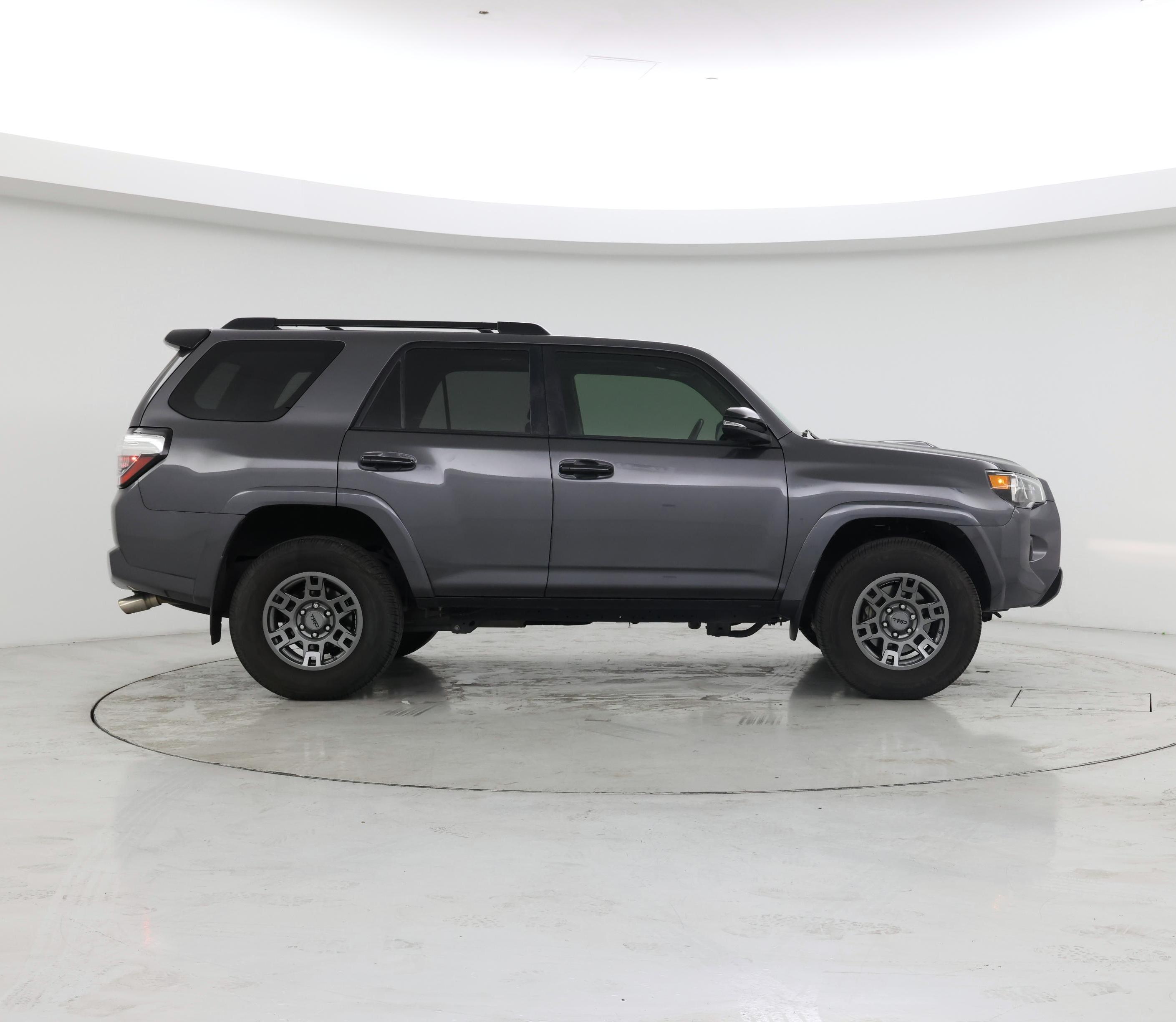 Thumbnail: 2020 Toyota 4Runner - 7