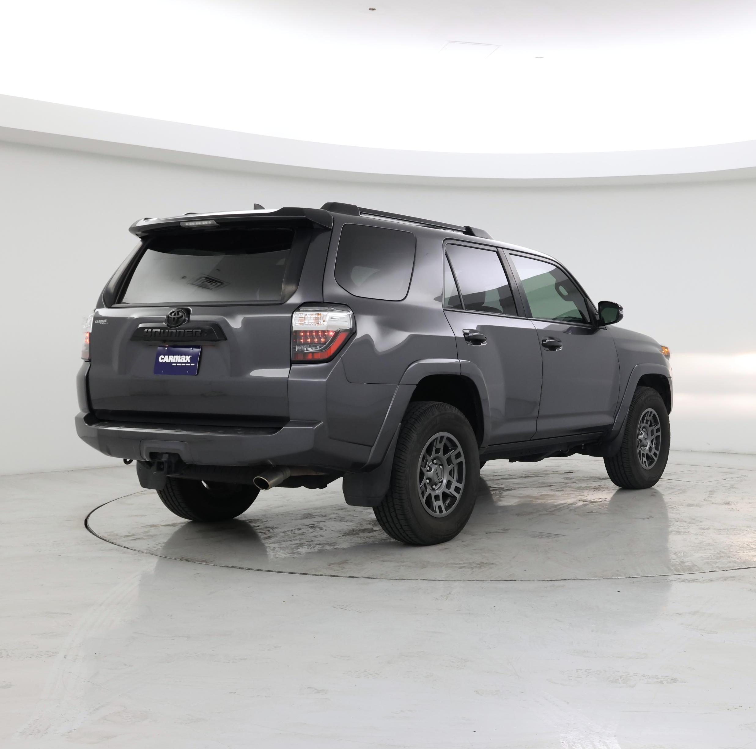 Thumbnail: 2020 Toyota 4Runner - 8