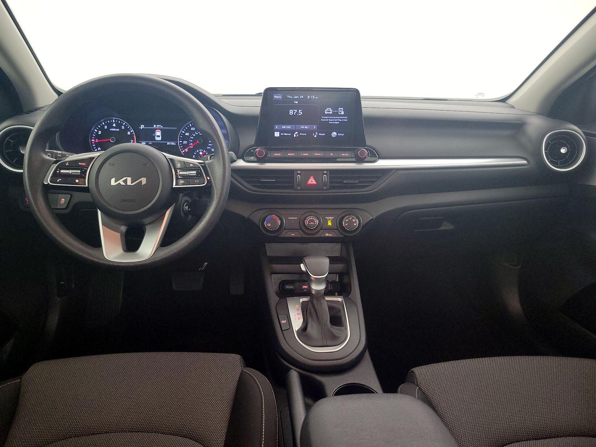 Thumbnail: 2024 Kia Forte - 9