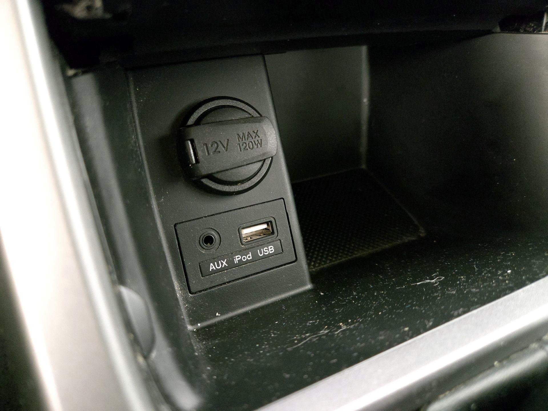 Thumbnail: 2015 Hyundai Elantra - 18