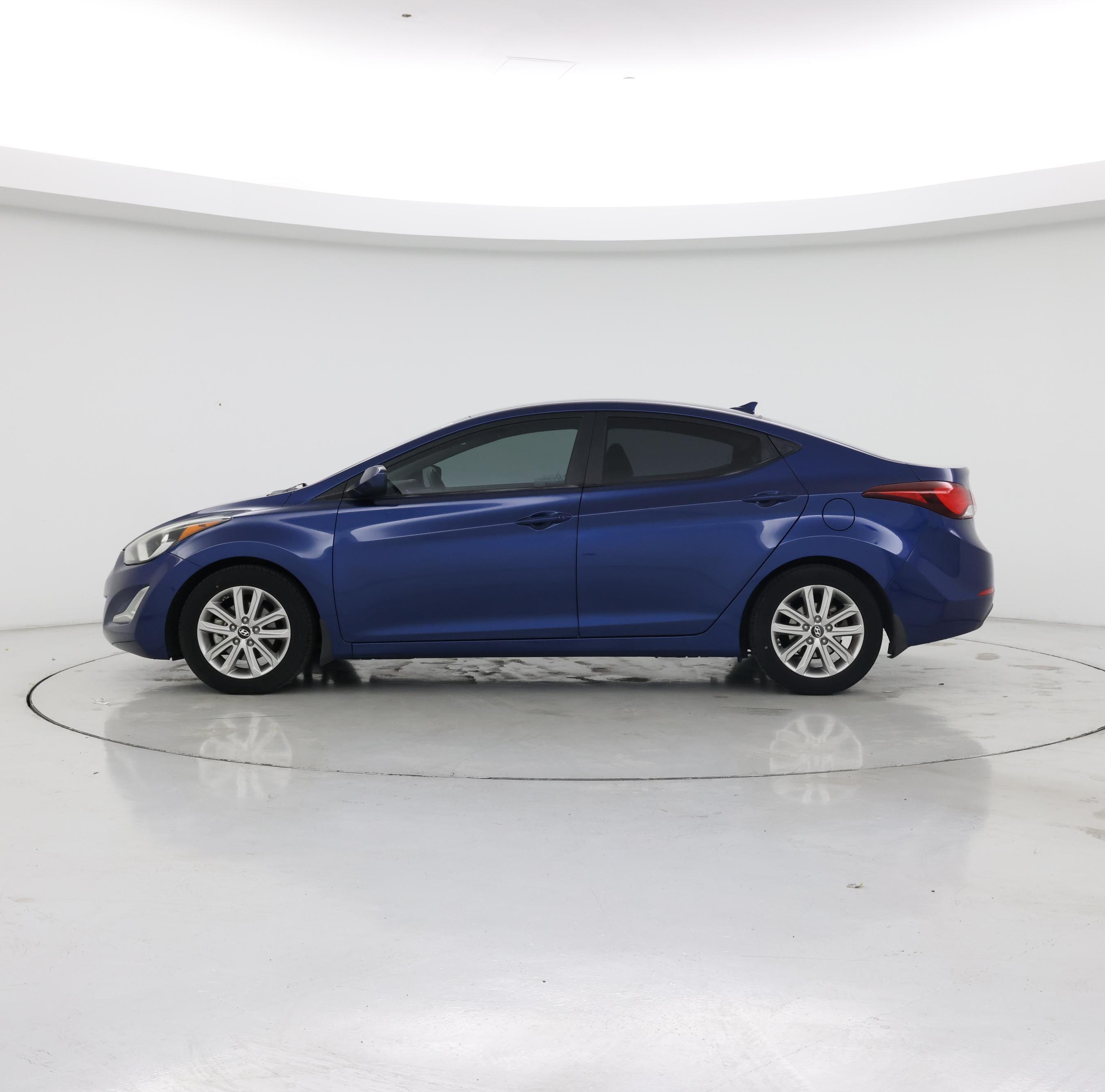 Thumbnail: 2015 Hyundai Elantra - 3