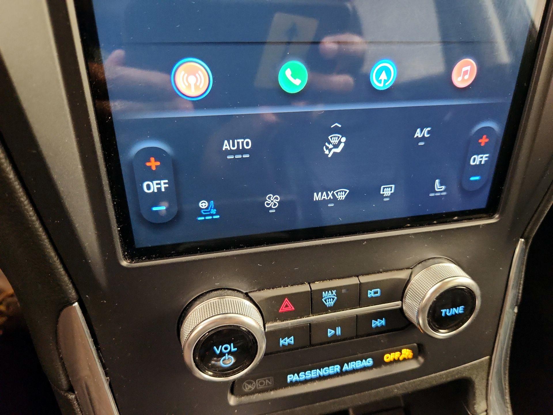 Thumbnail: 2023 Ford Edge - 16