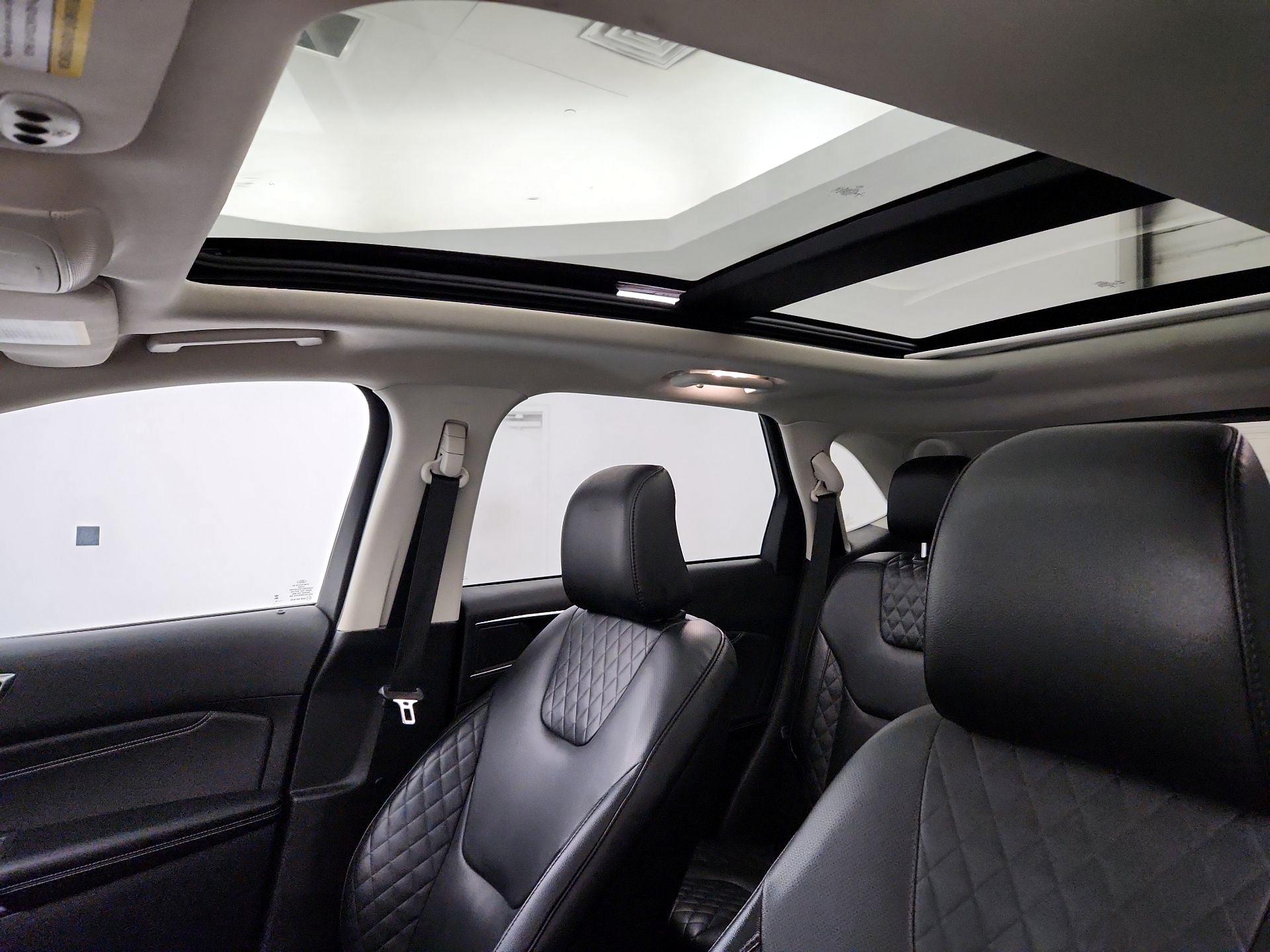 Thumbnail: 2023 Ford Edge - 19