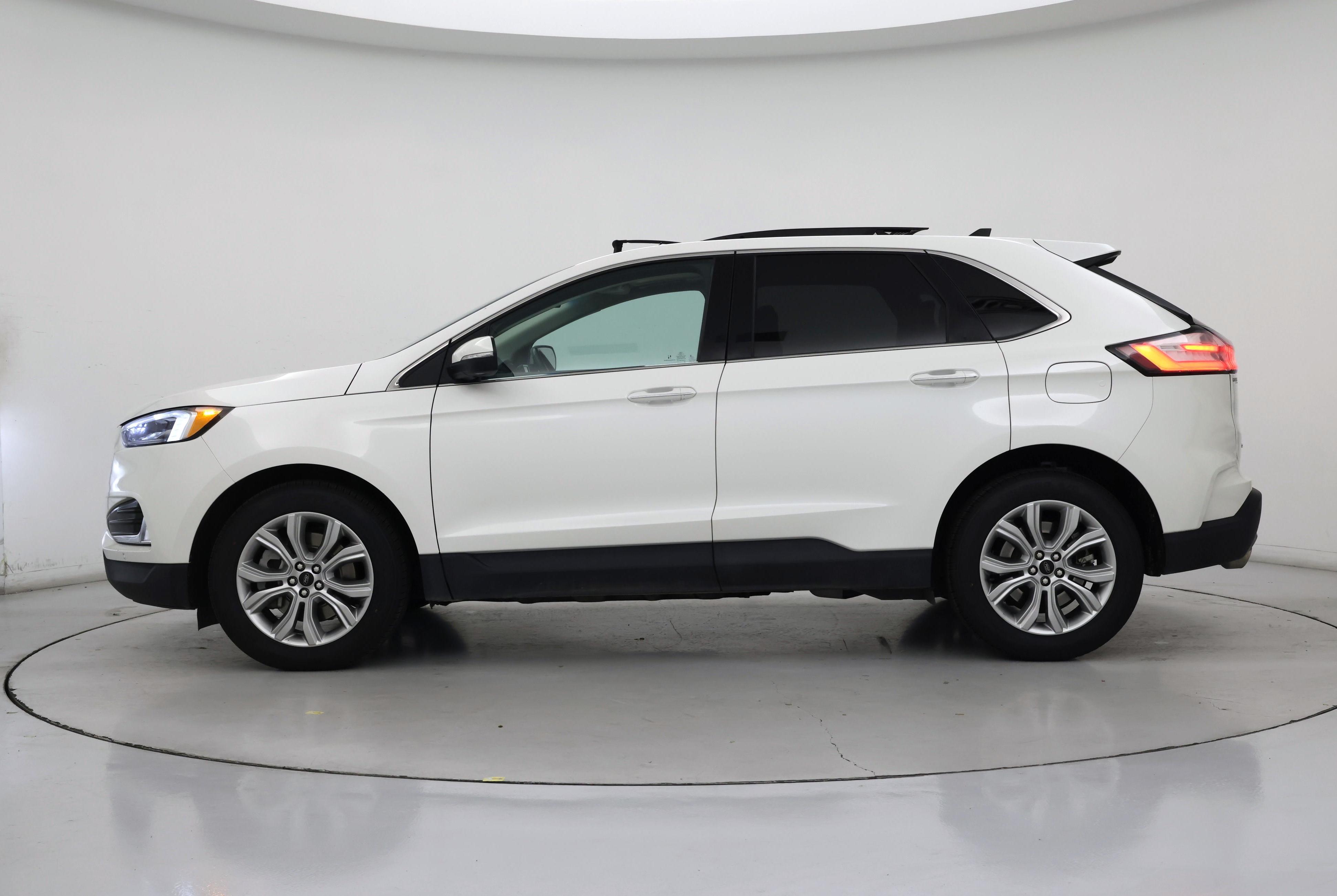 Thumbnail: 2023 Ford Edge - 3