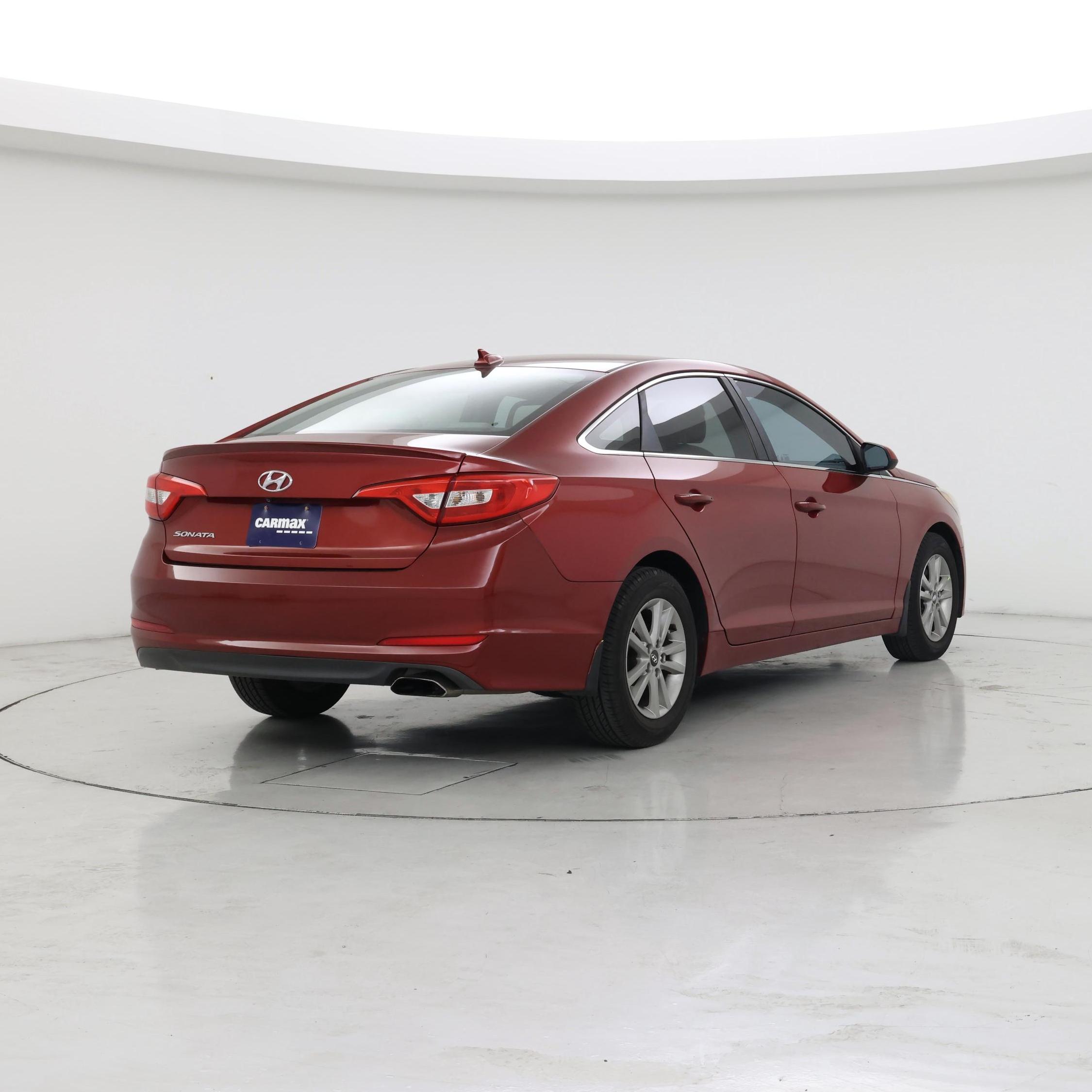 Thumbnail: 2015 Hyundai Sonata - 8